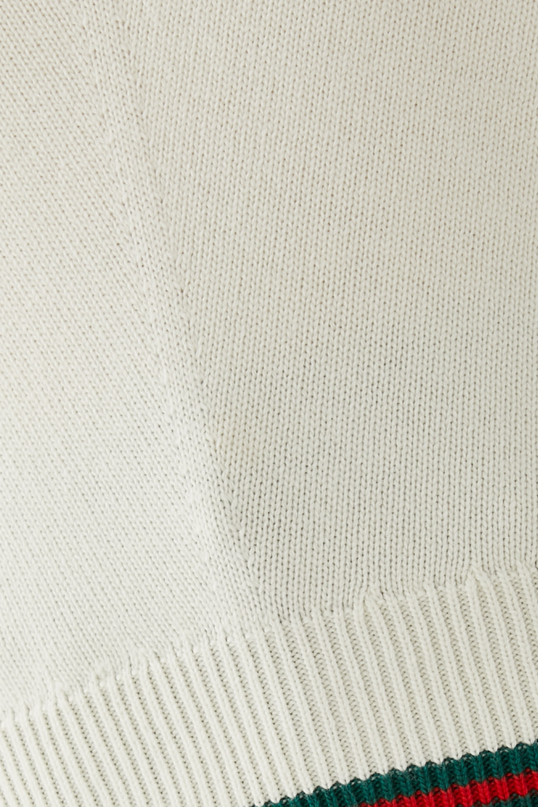 كنزة صوف وكشمير