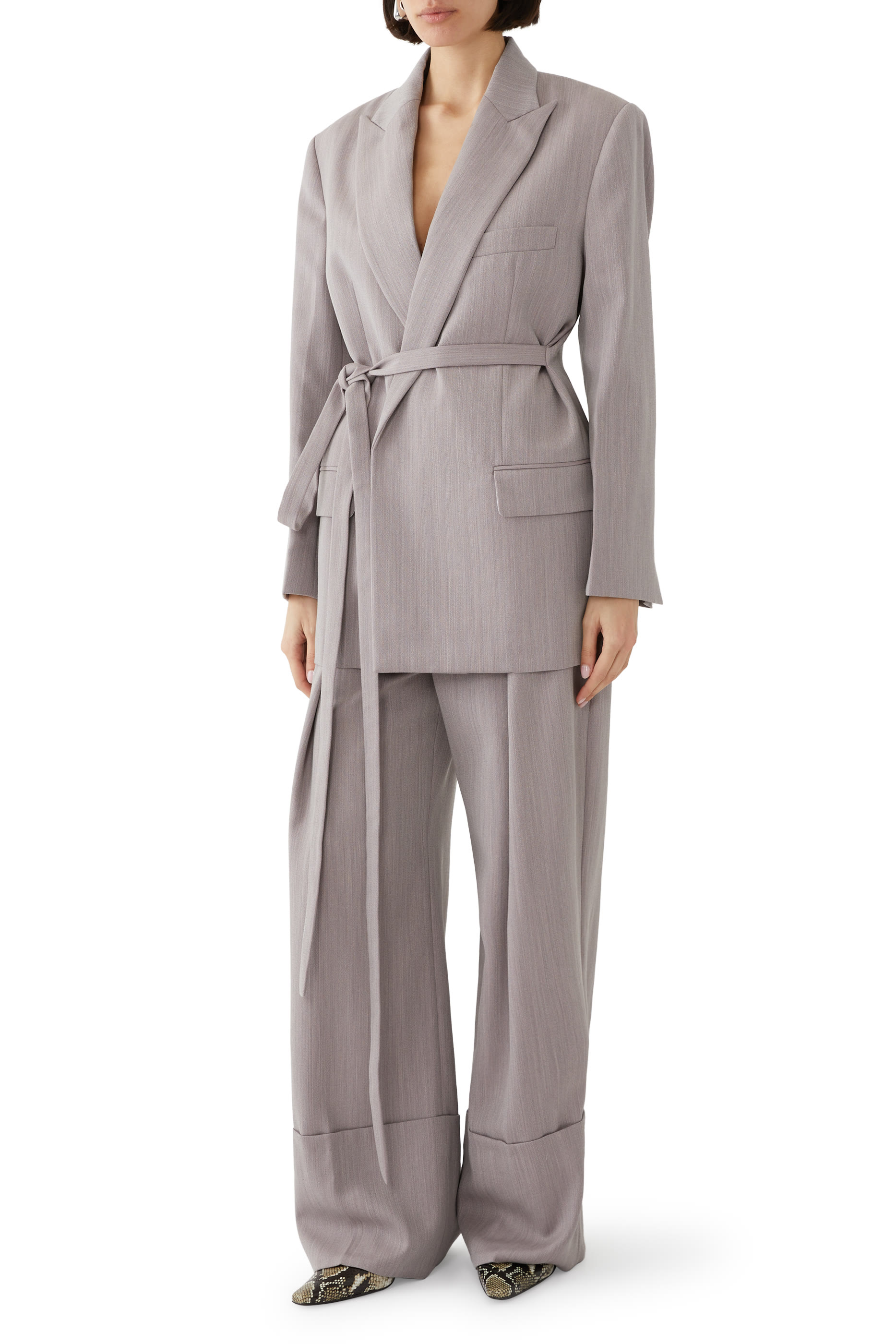 جاكيت بحزام