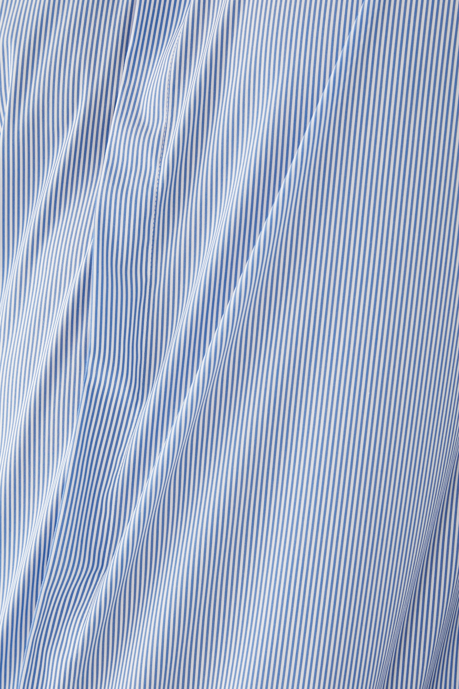 قميص مخطط بأكمام طويلة