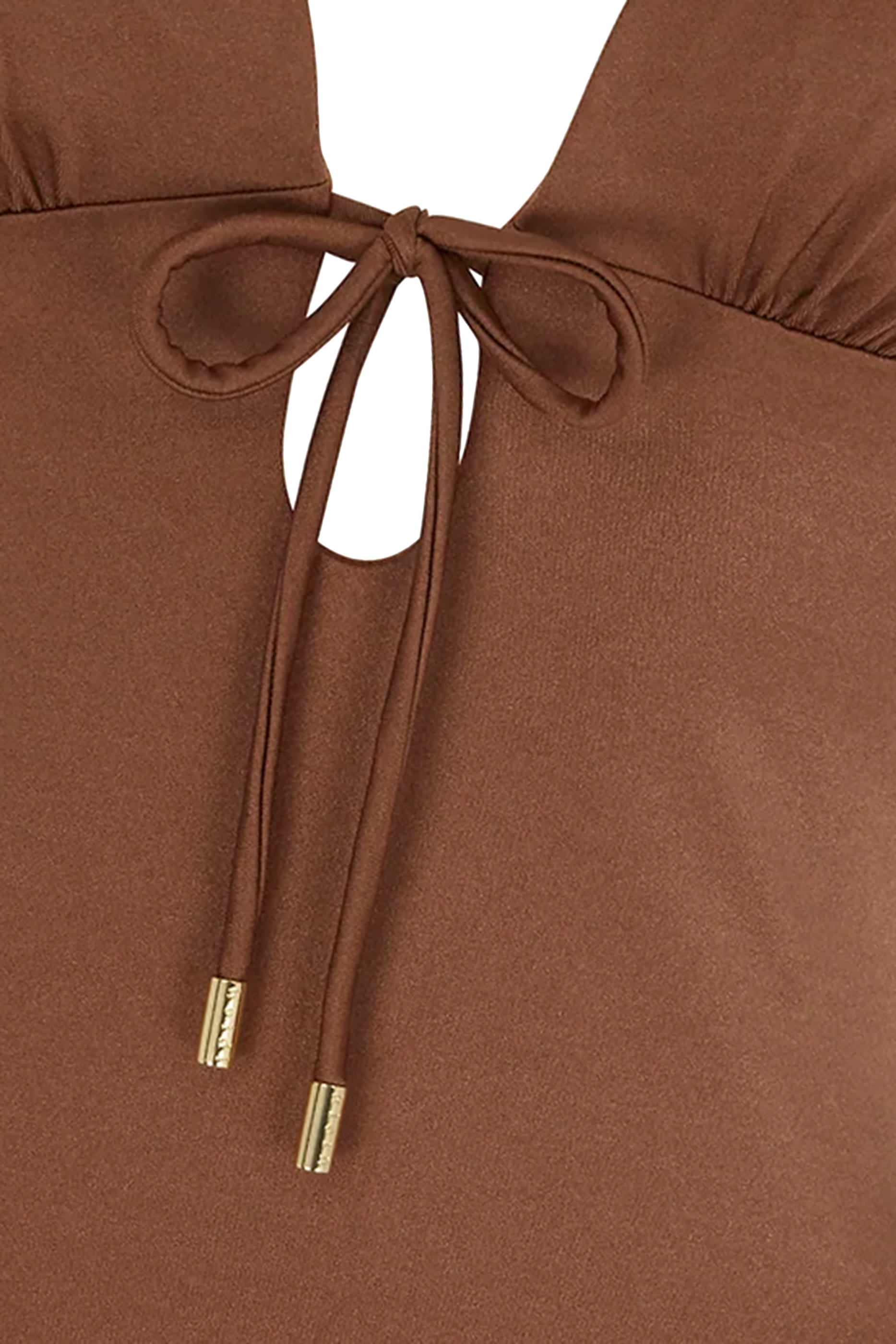 بدلة سباحة غراس برباط حول العنق