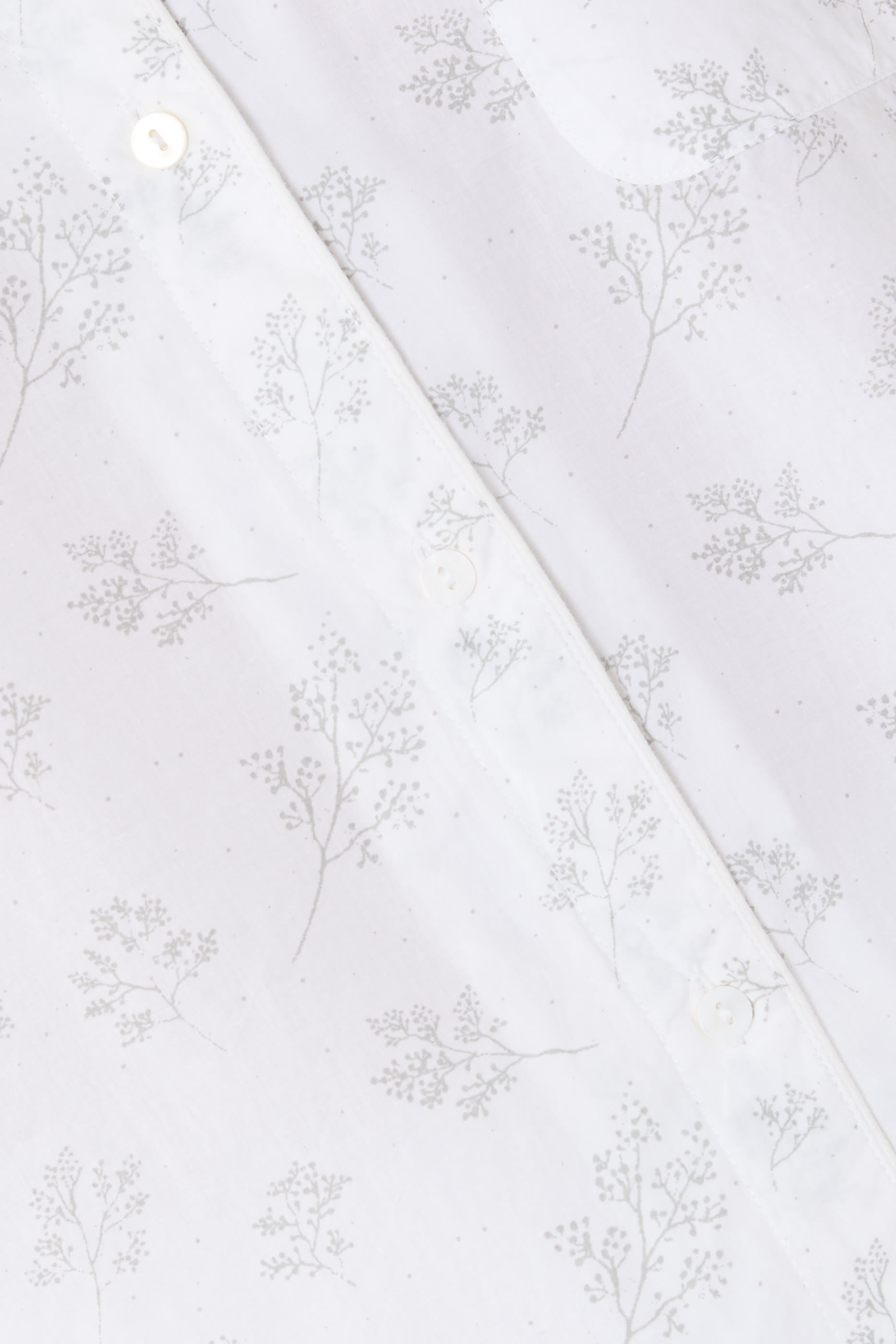 طقم بيجامة بقصة مريحة بطبعة أغصان الشجر قطن عضوي