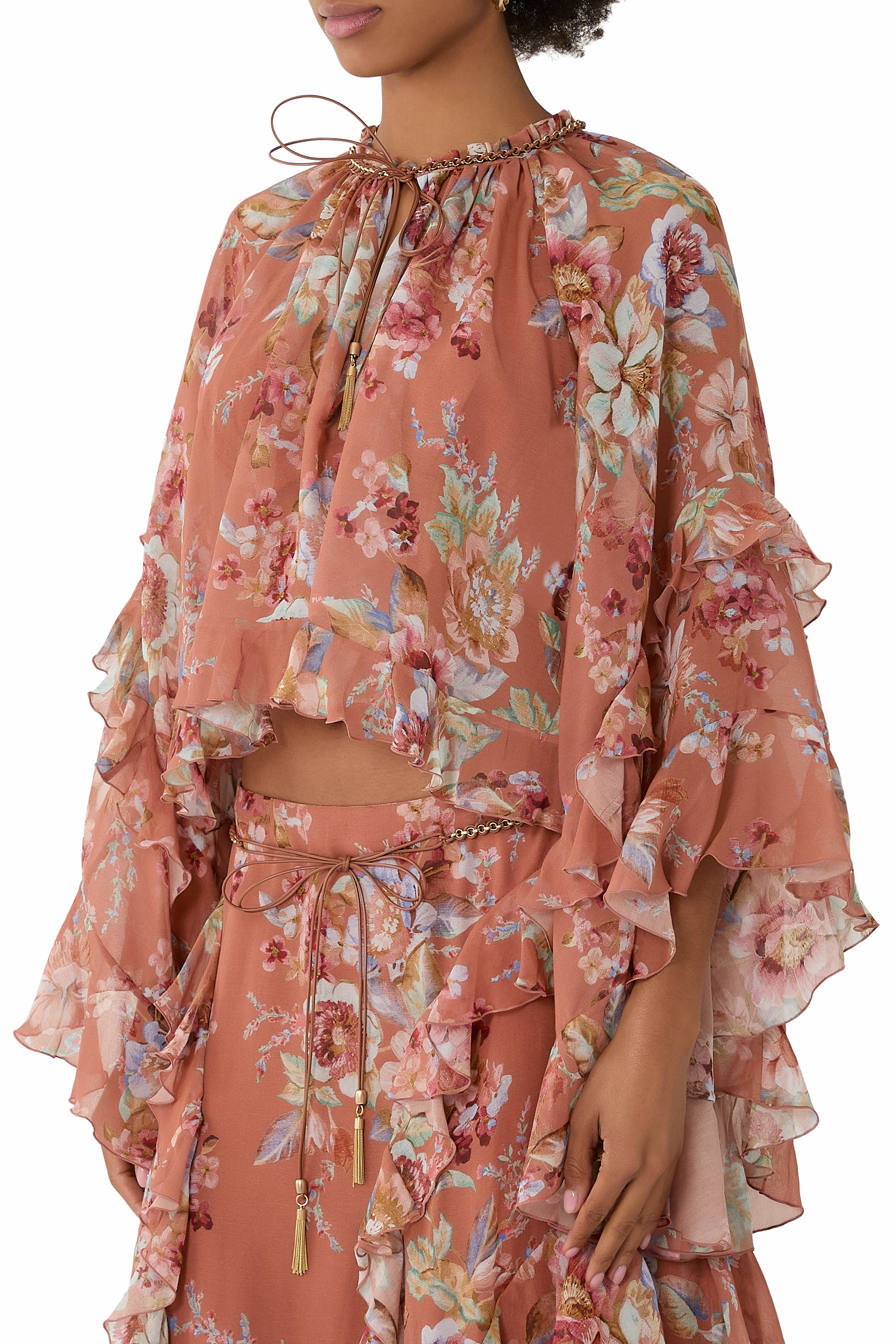 بلوزة أويكن بكشكش