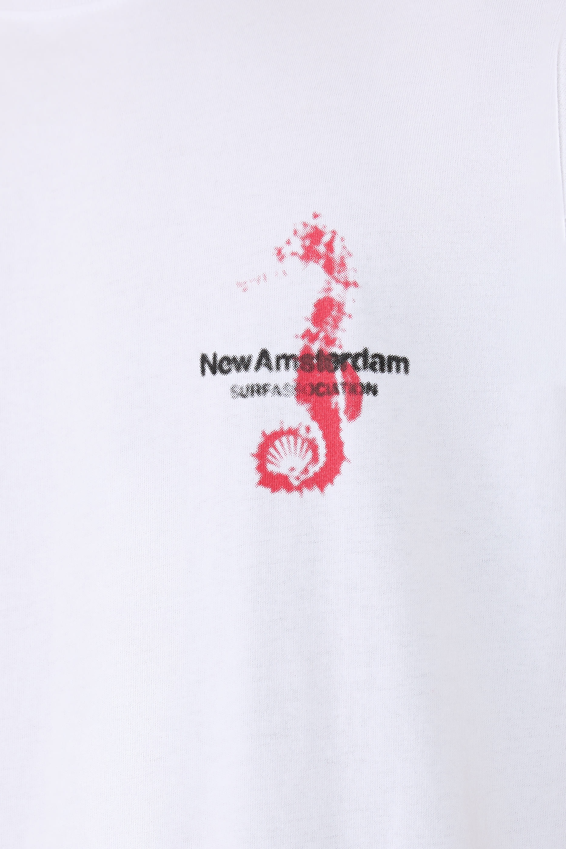 تيشيرت بنقشة فرس البحر