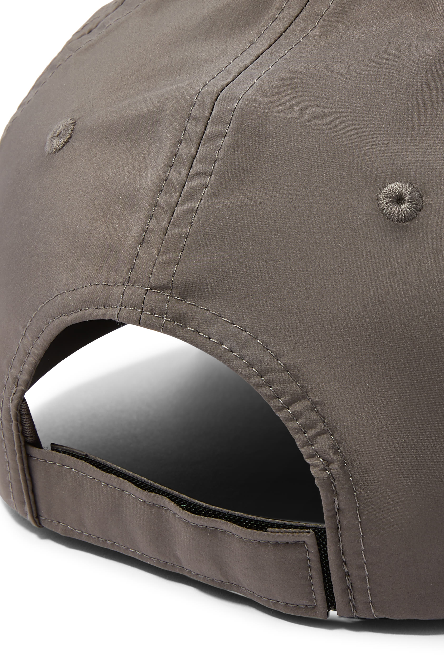 Travel Essentials Nylon Baseball Cap 