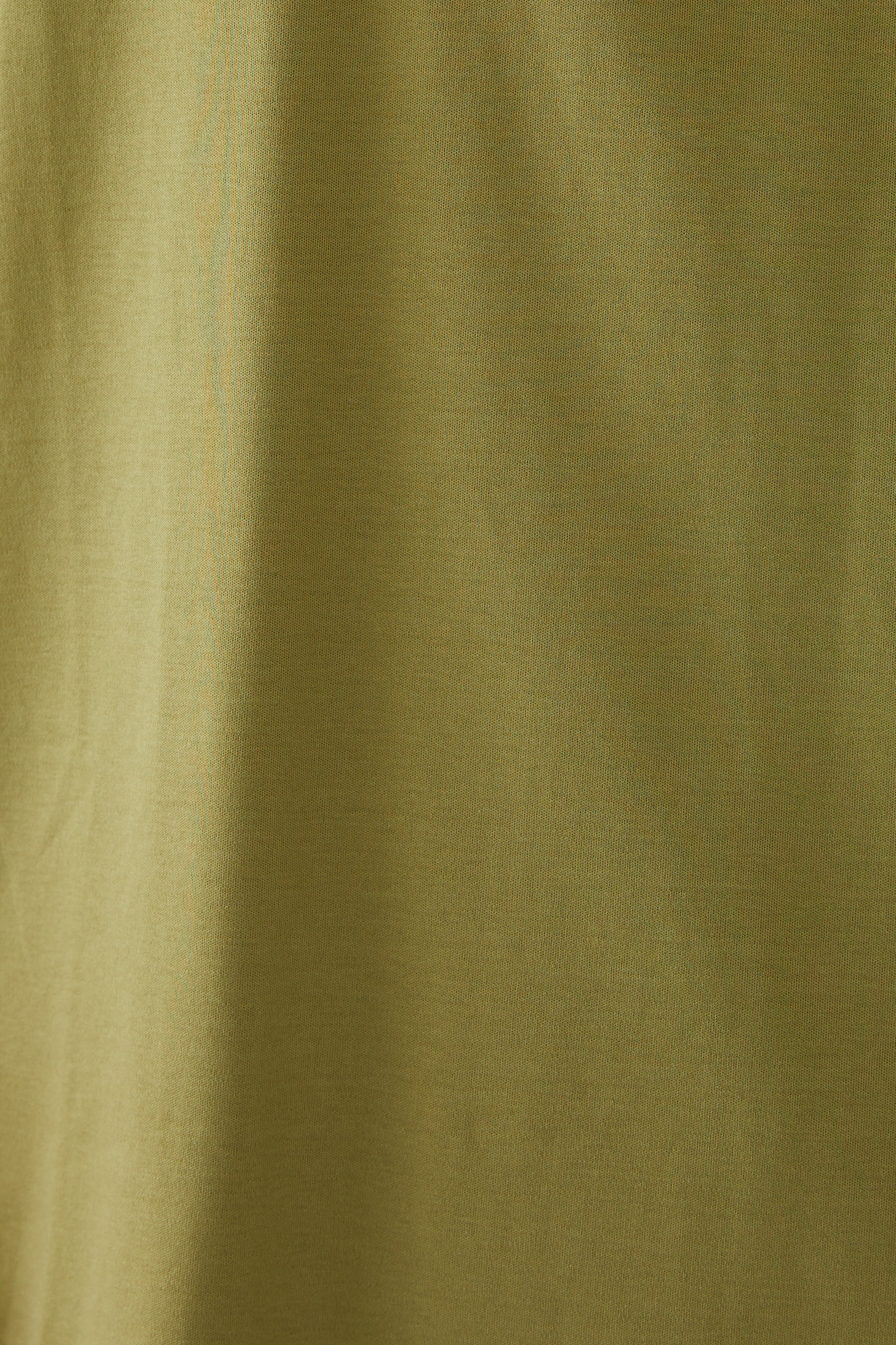 تيشيرت دي ان ايه فضفاض