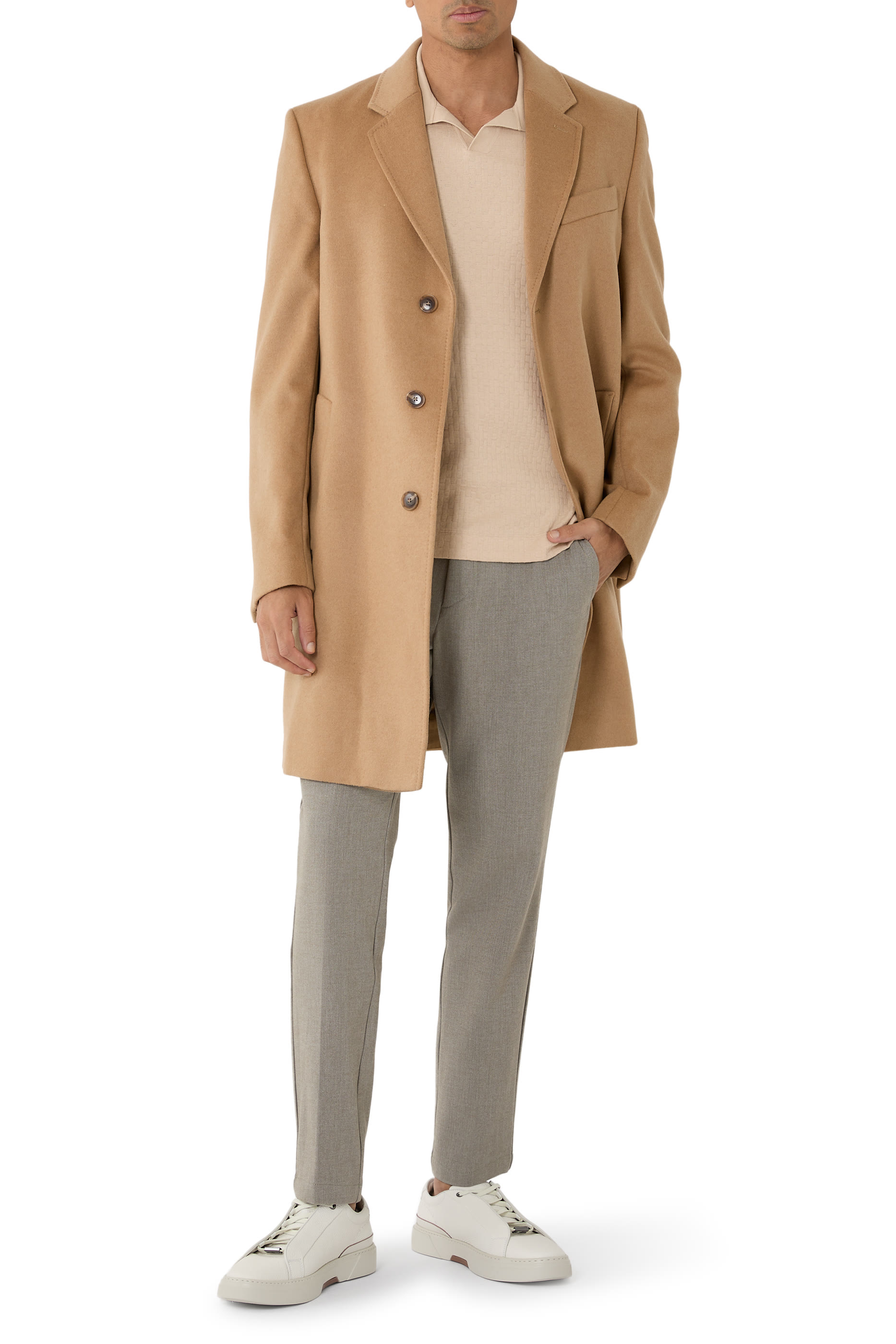 بنطال هيرينغبون بقصة ضيقة ولون باهت