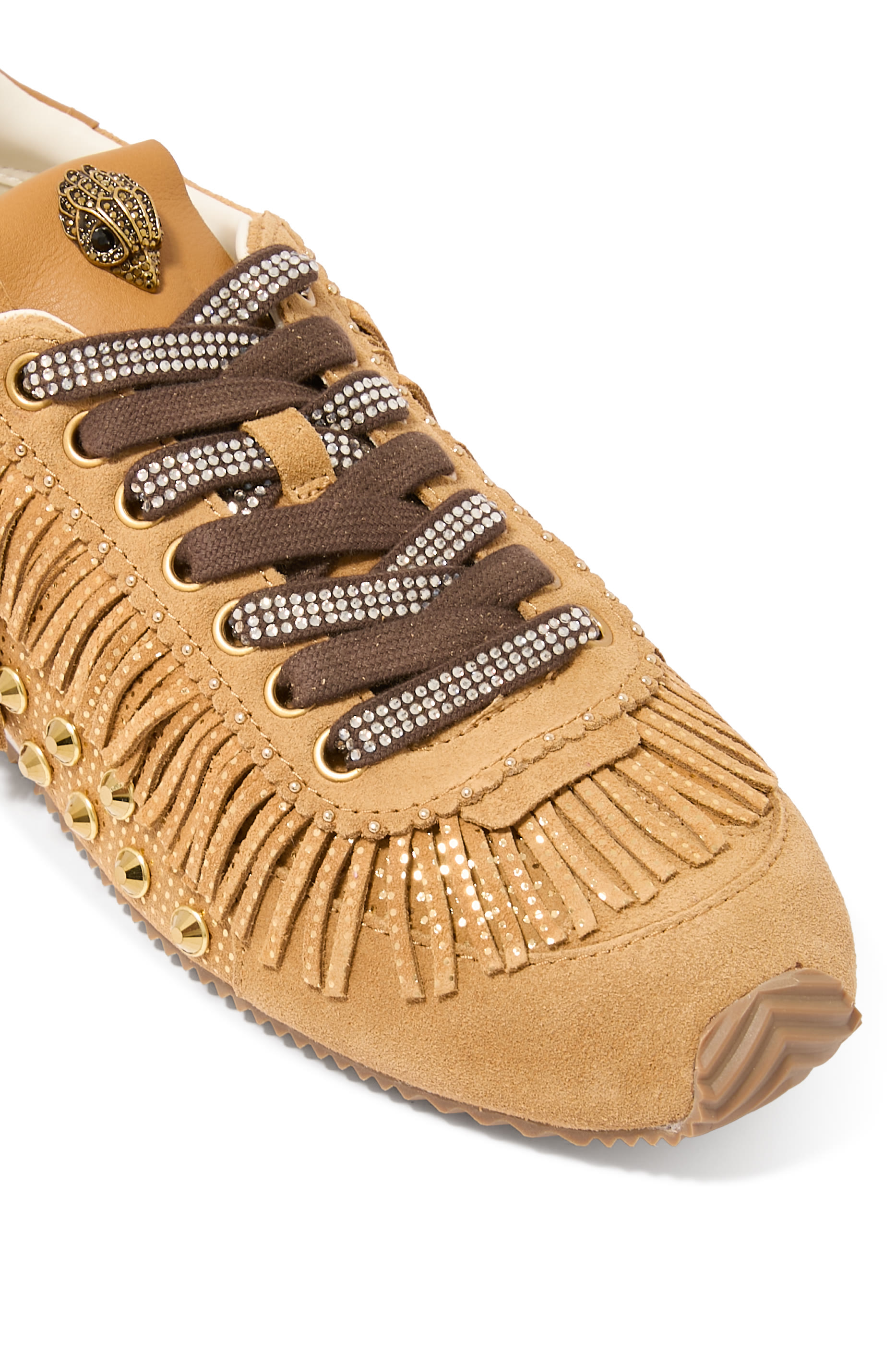 سنيكرز إزلينغتون بتفاصيل شرّابات