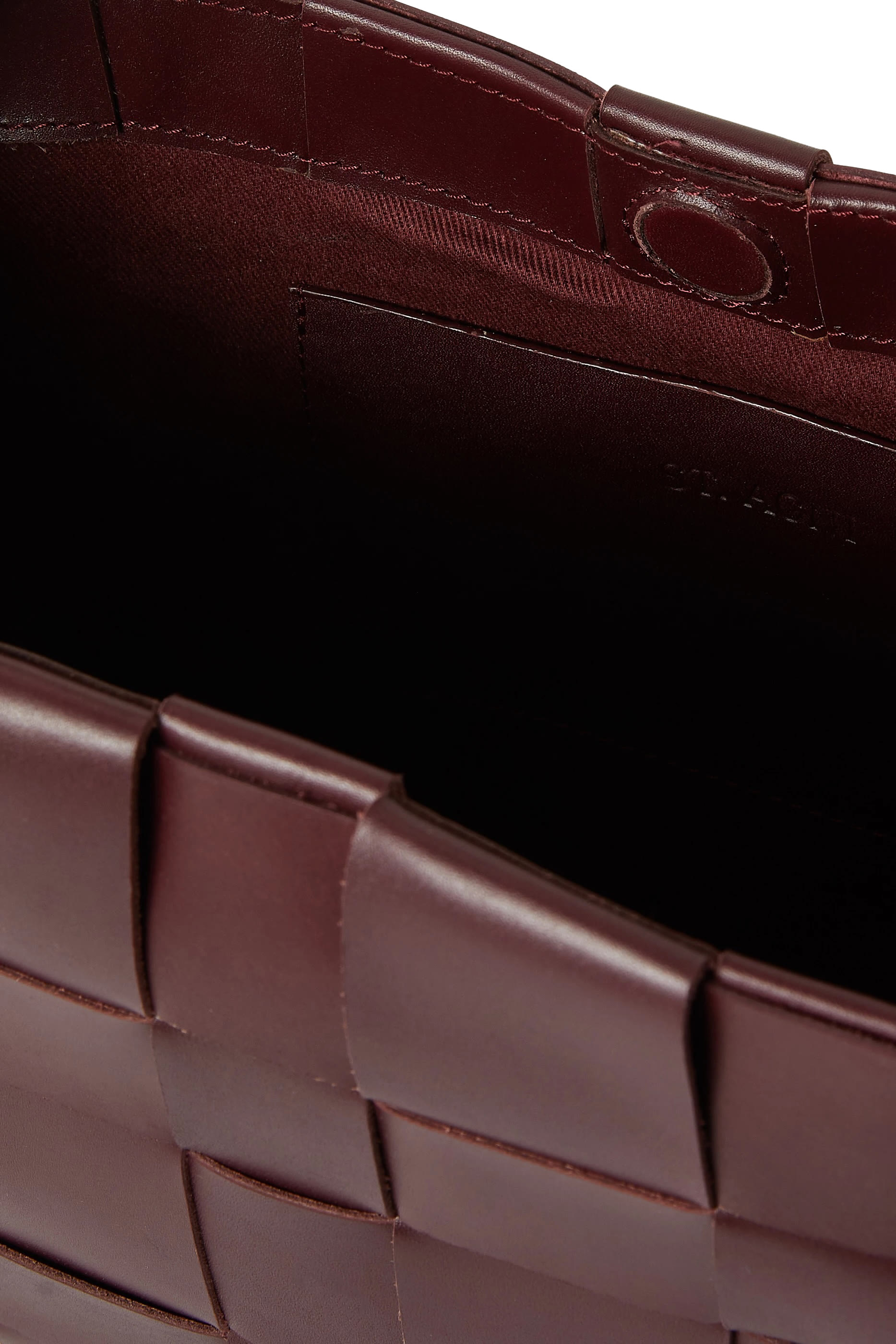 حقيبة يد منسوجة