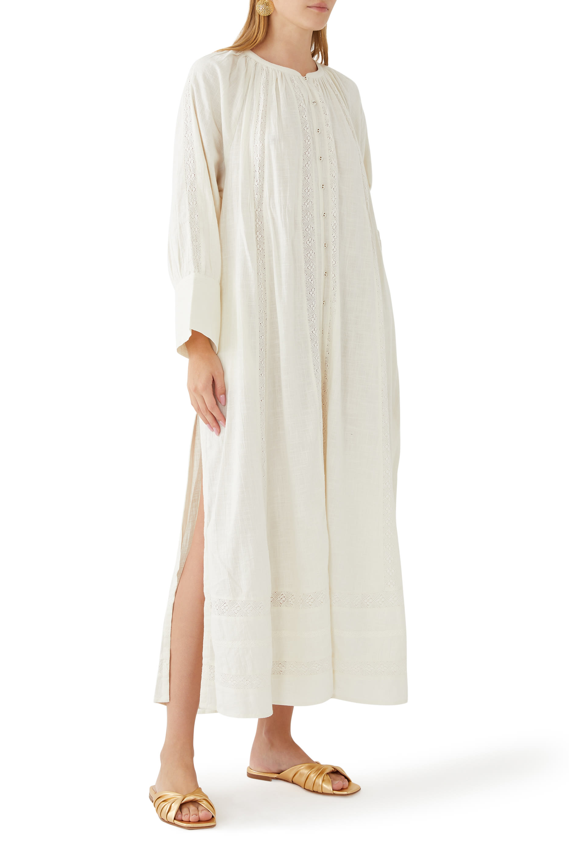 فستان سيريندبيتي بأزرار دانتيل