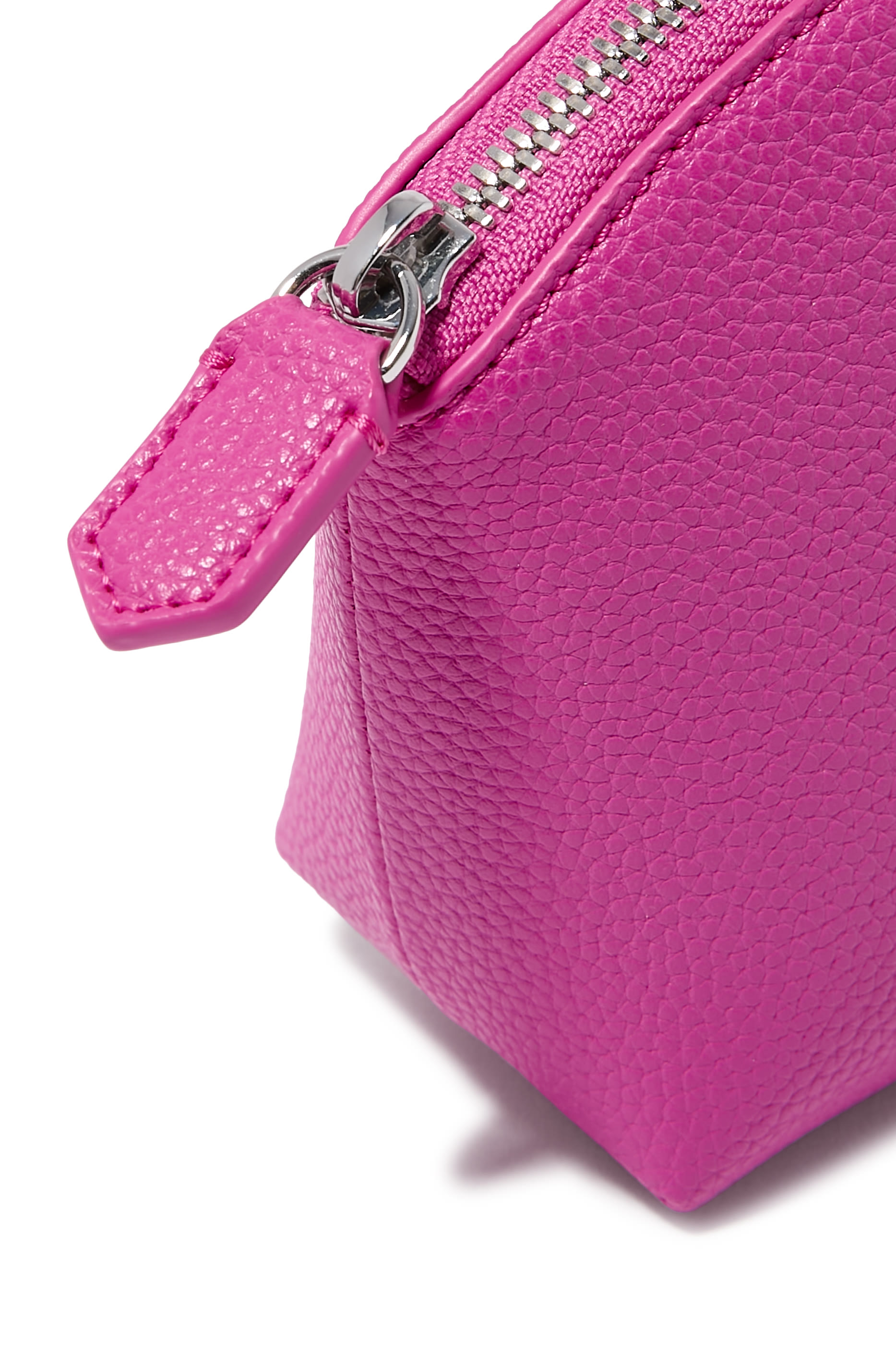 حقيبة مستحضرات عناية شخصية ماي اي ايه بنقشة جلد الغزال