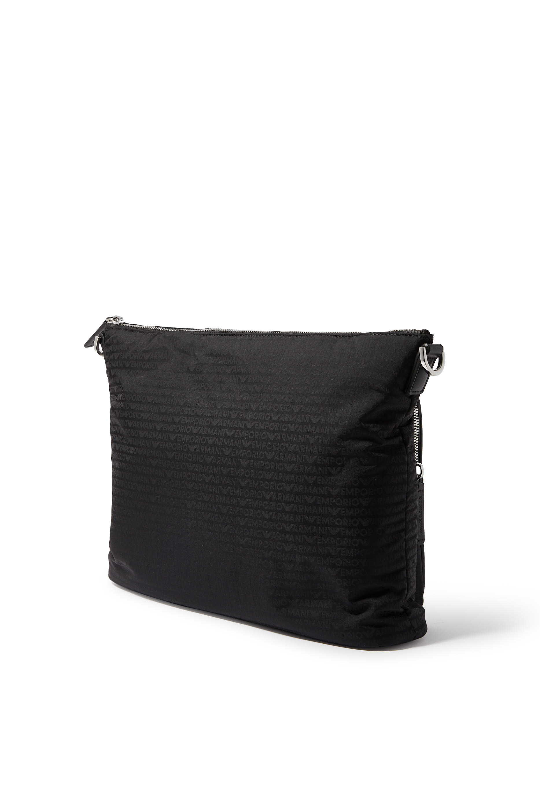 حقيبة كروس  بشعار الماركة جاكار