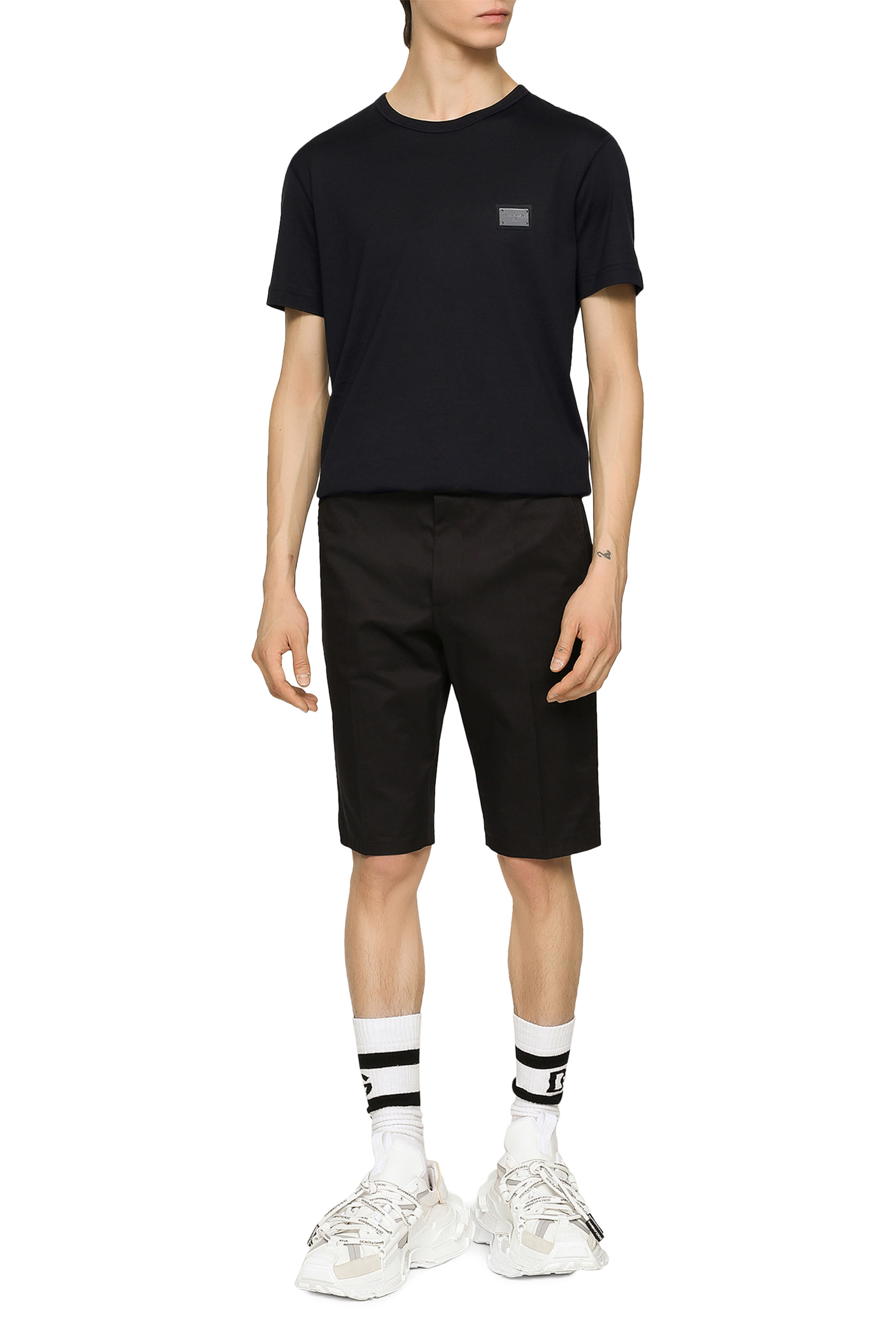 تيشيرت بشعار الماركة قطن