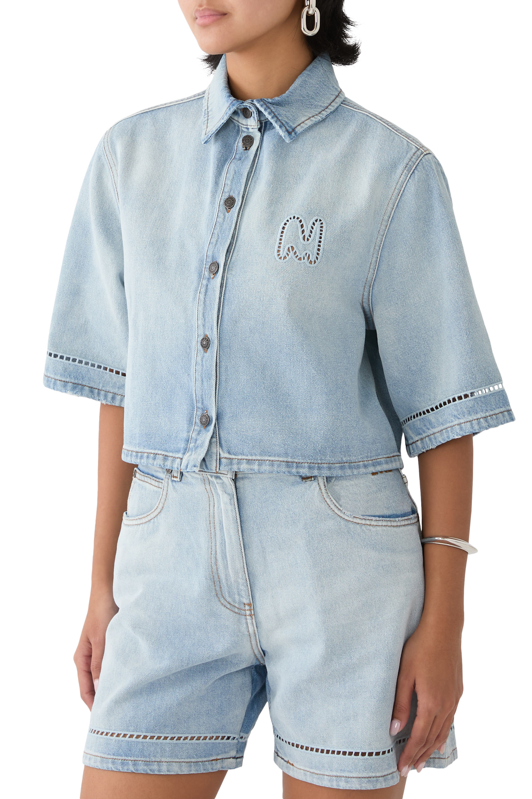 قميص كاميسيا