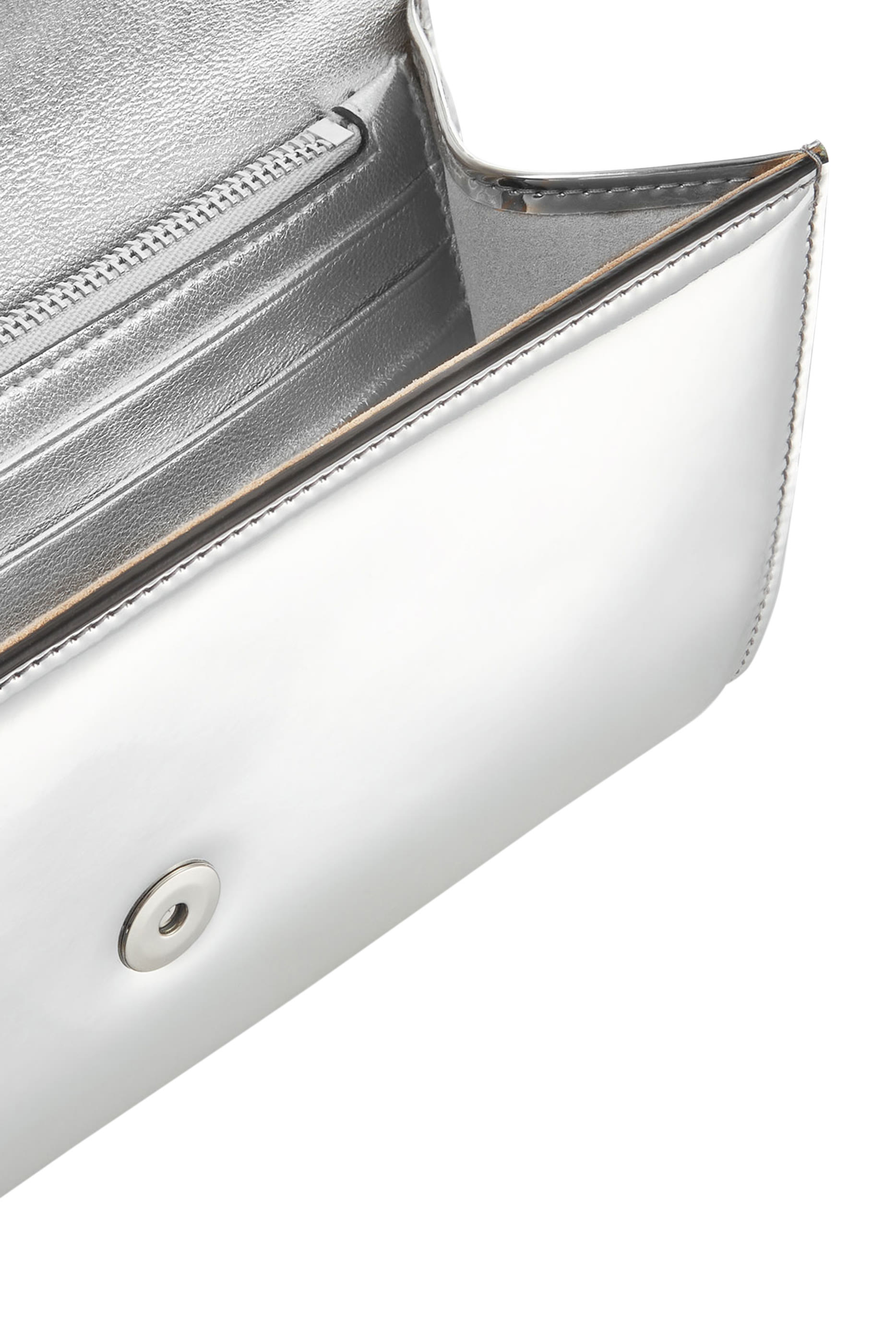 كلاتش إيمي بتصميم ظرف جلد لامع