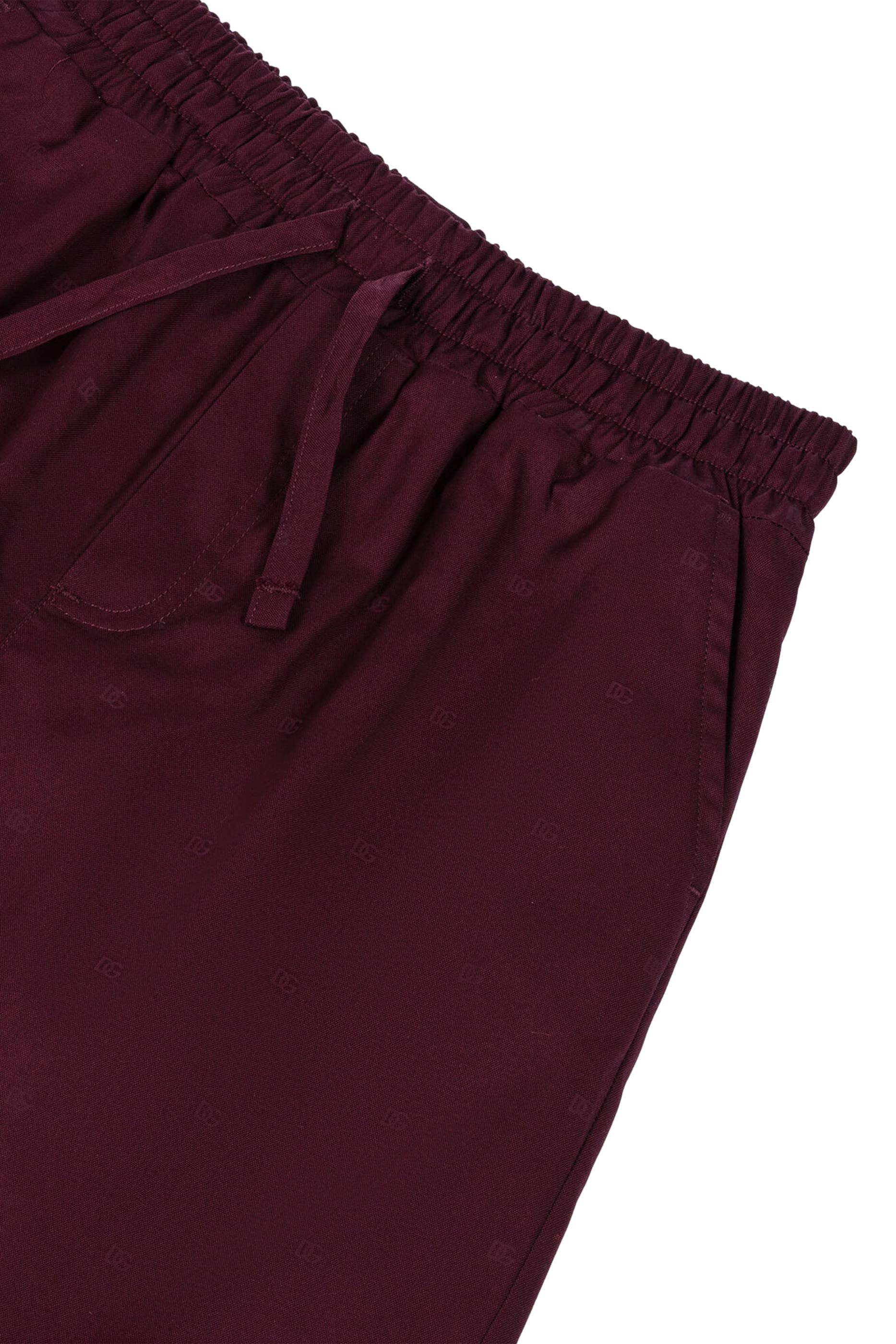 شورت بشعار الماركة للأطفال