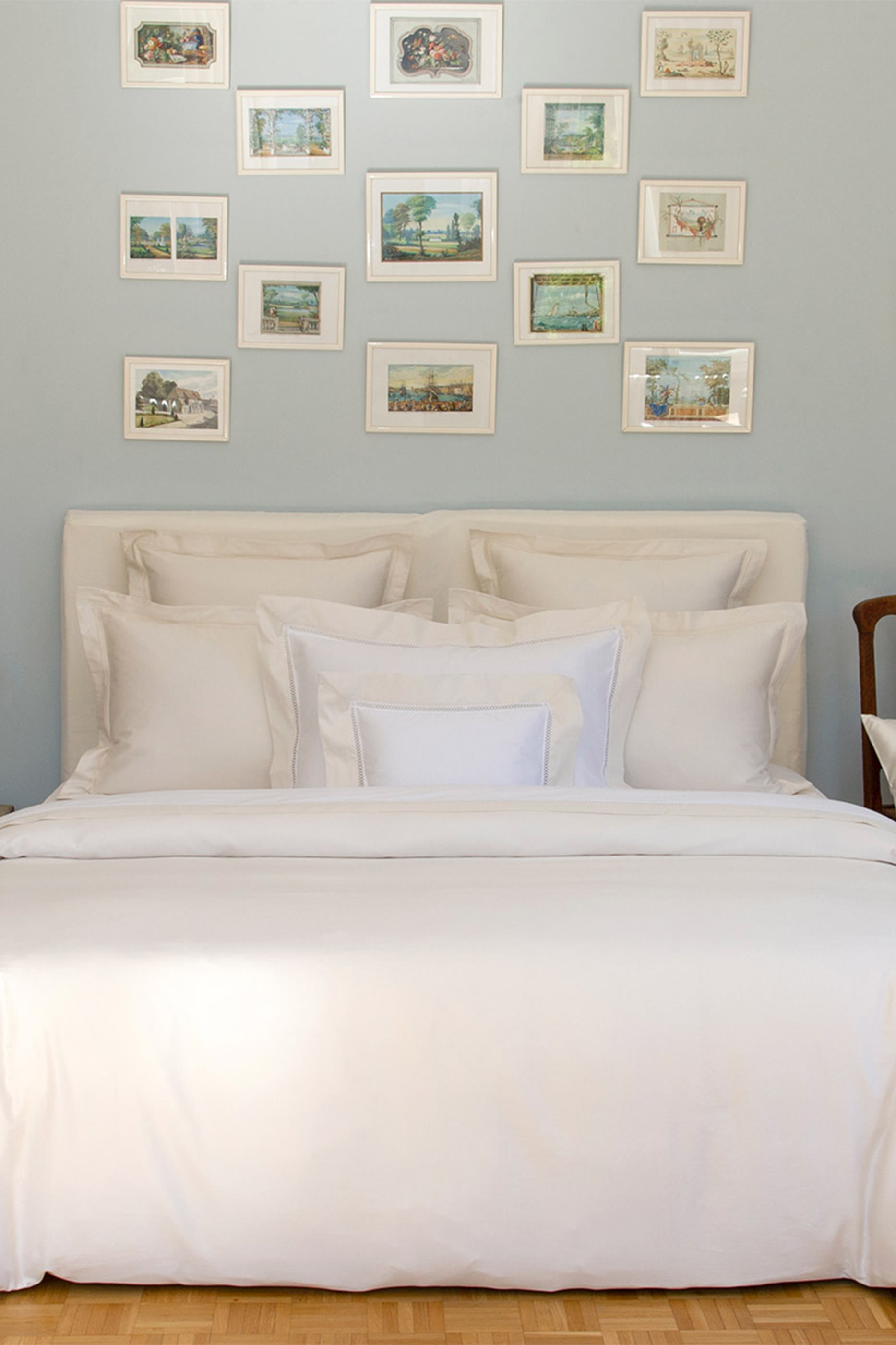 مفرش سرير تريومف ناكر