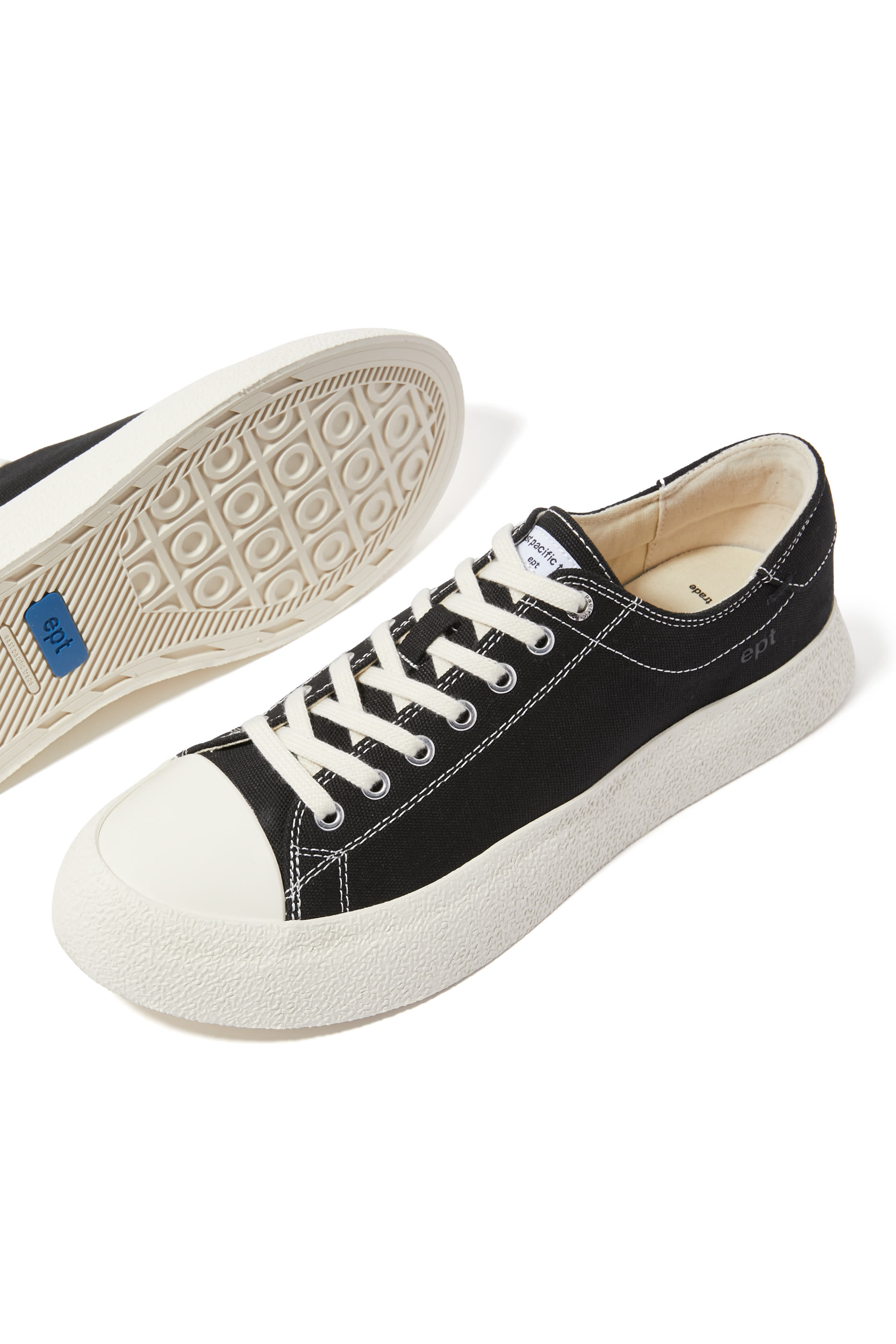 سنيكرز دايف