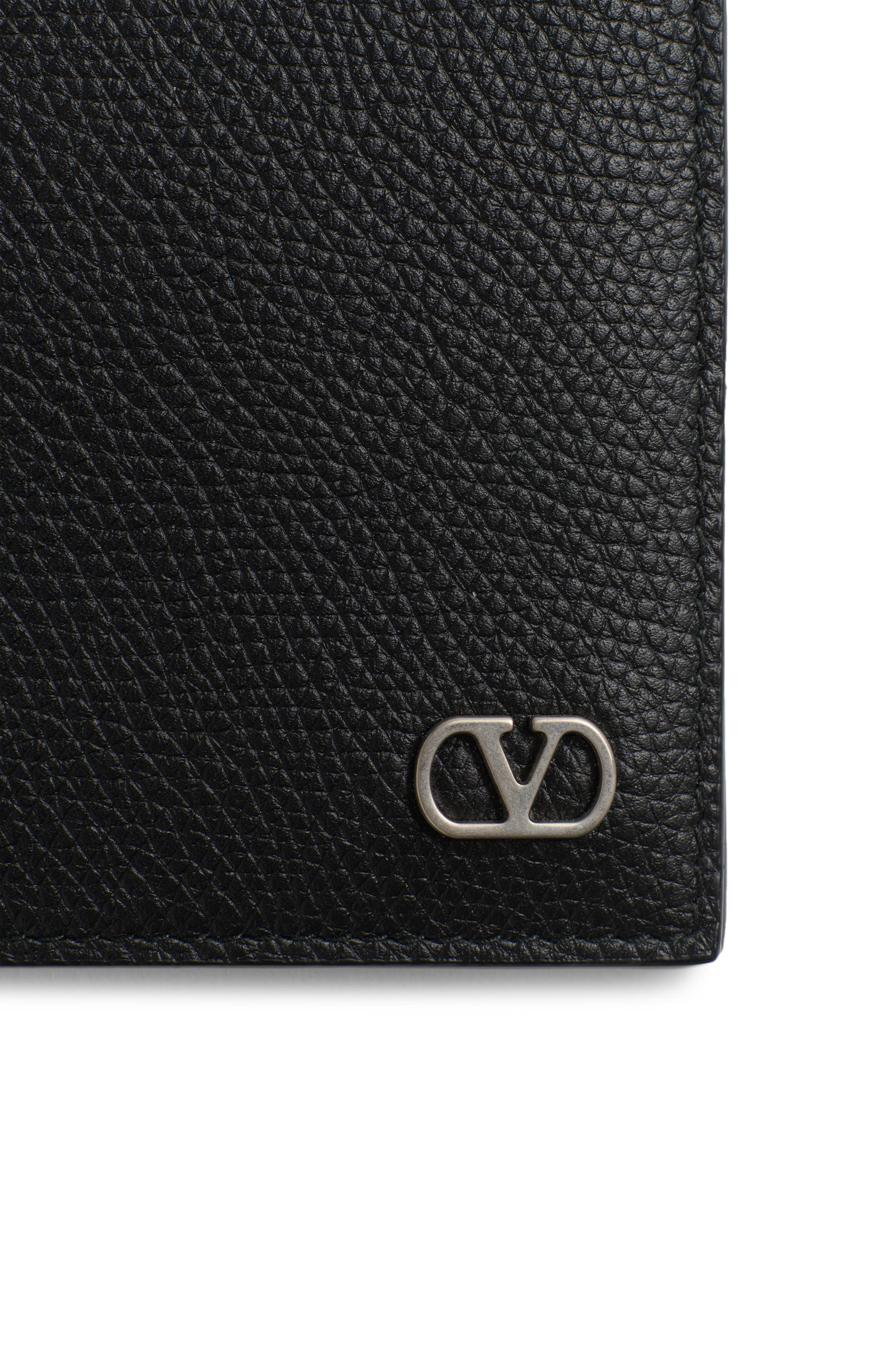 محفظة بشعار الماركة جلد عجل بارز الملمس