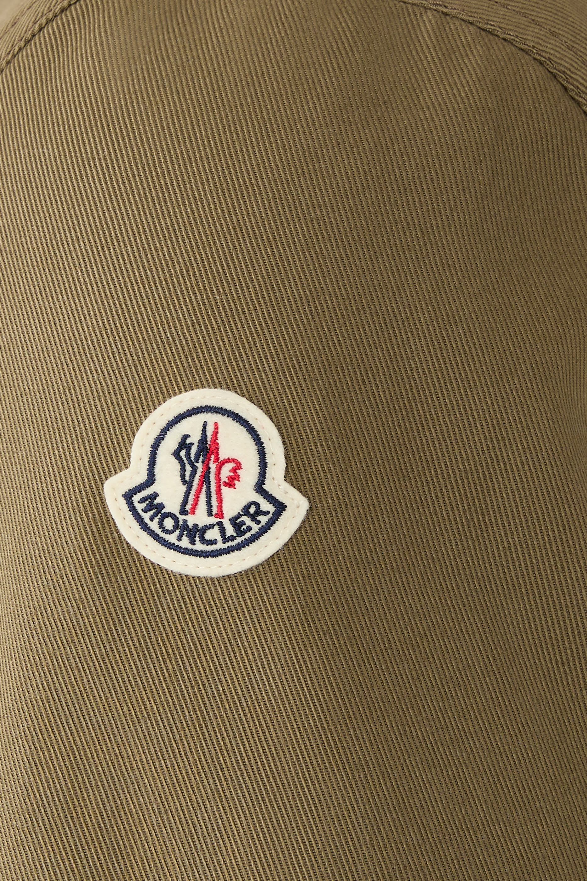 جاكيت غيرليدان بتصميم قميص