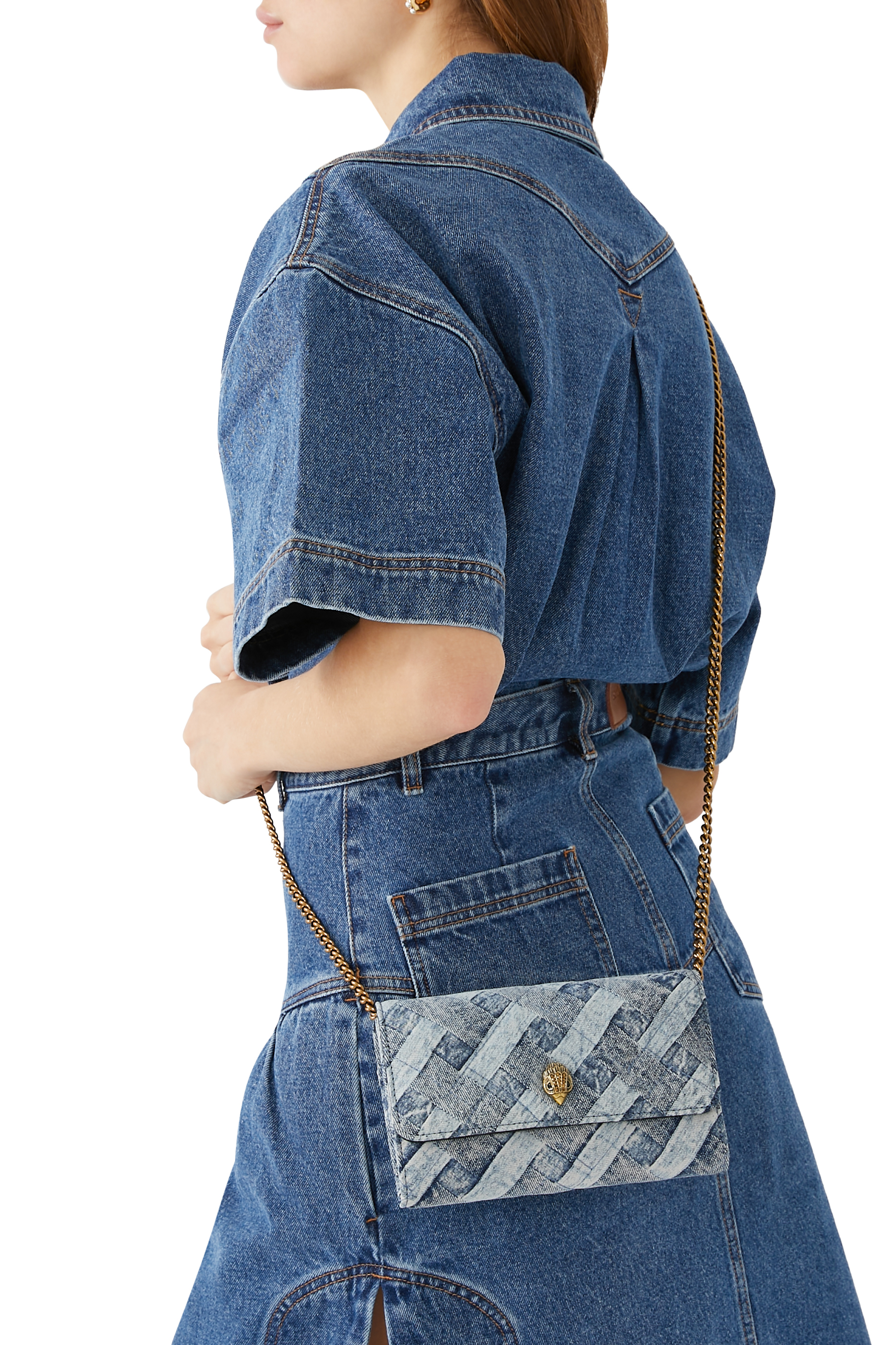 محفظة كنسيغتون دنيم صغيرة بسلسلة