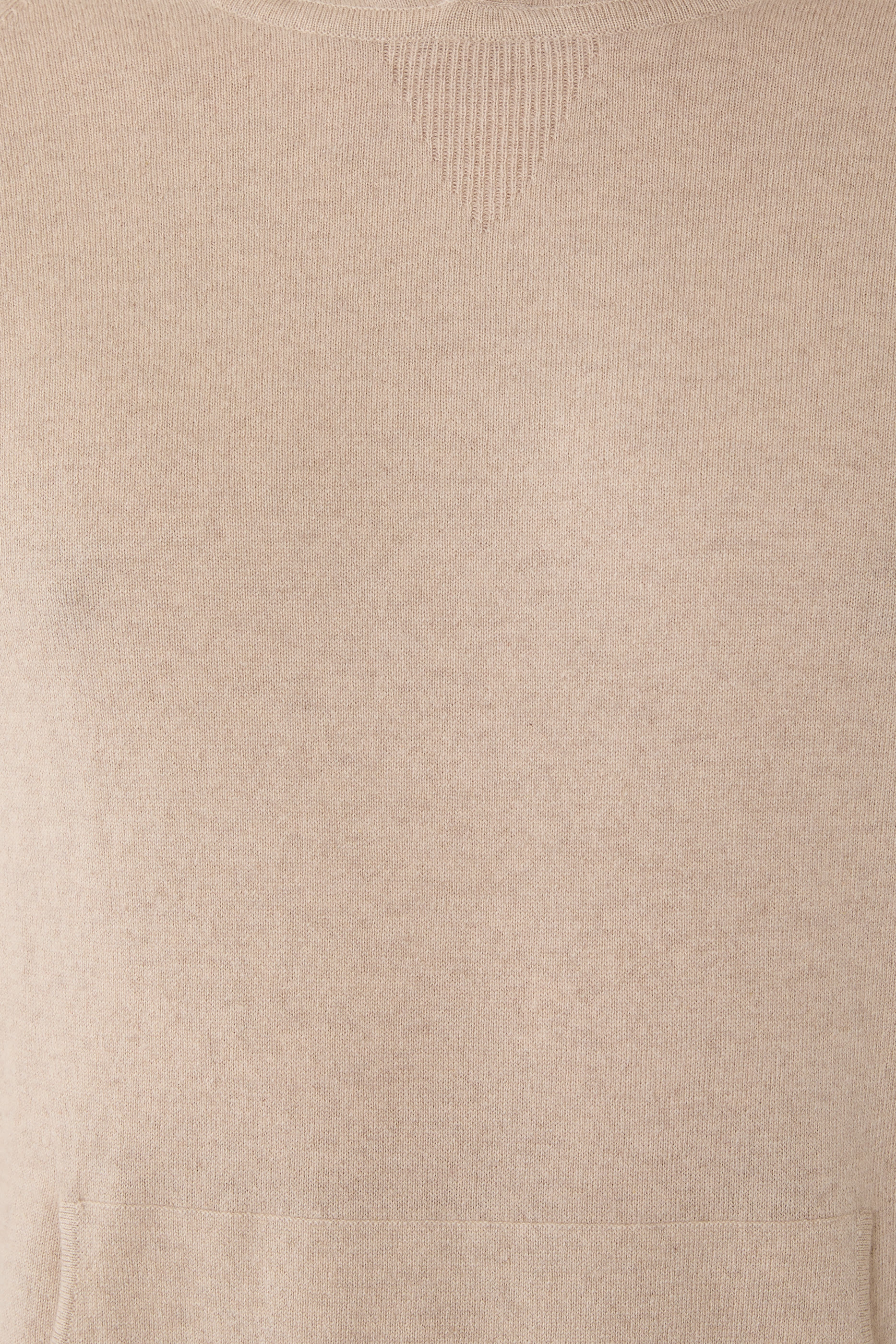 كنزة بتصميم هودي مستر بالهام