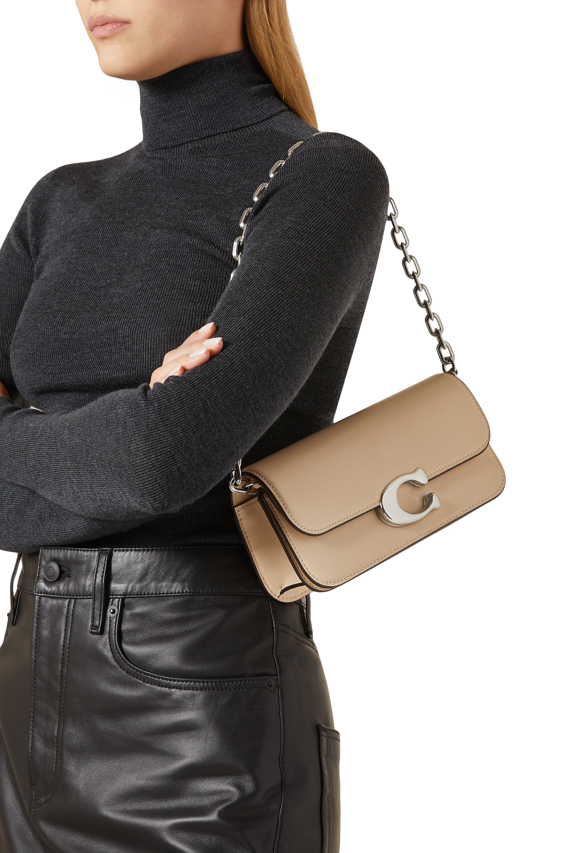 حقيبة ايدول 23 null