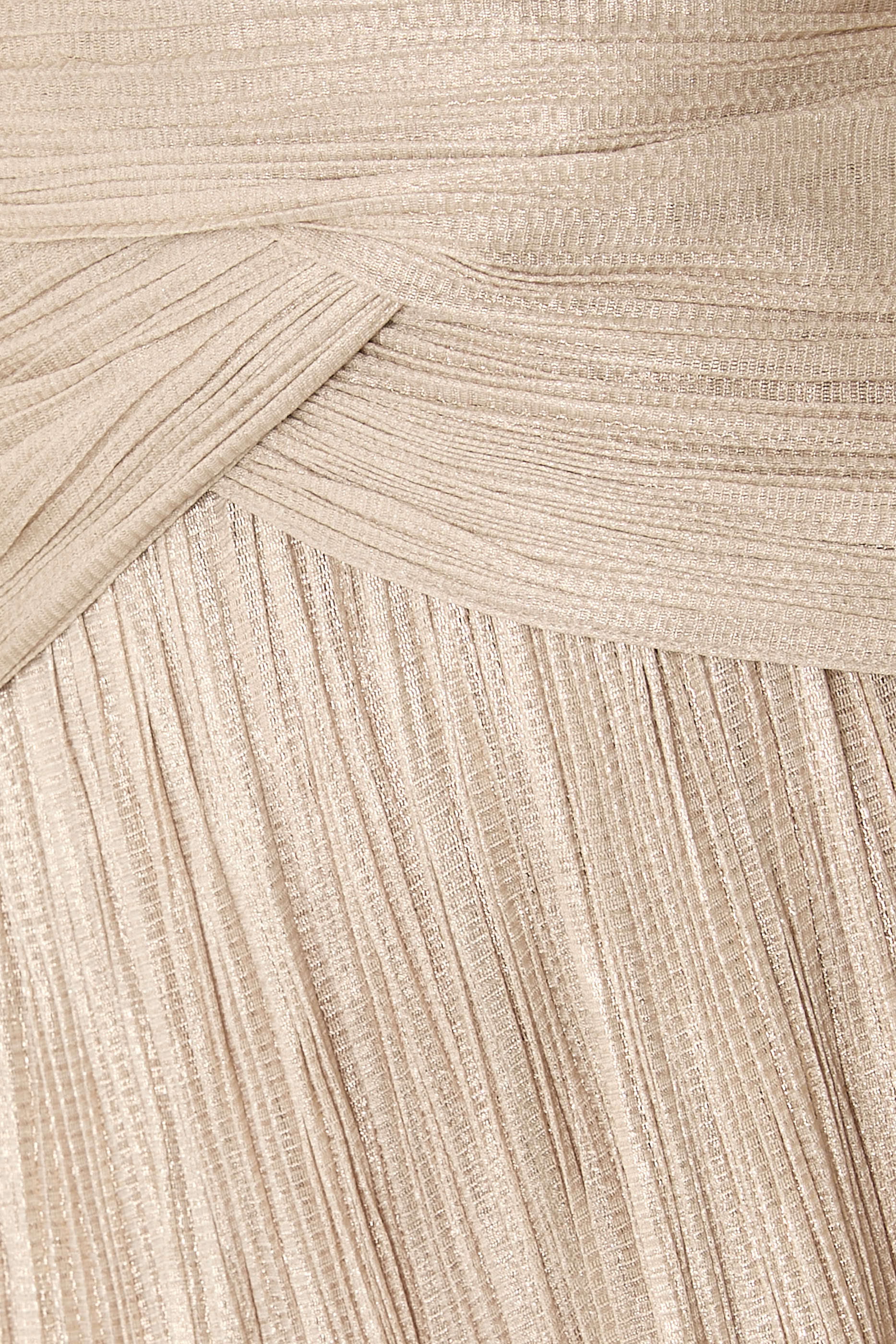 فستان سهرة ألانا