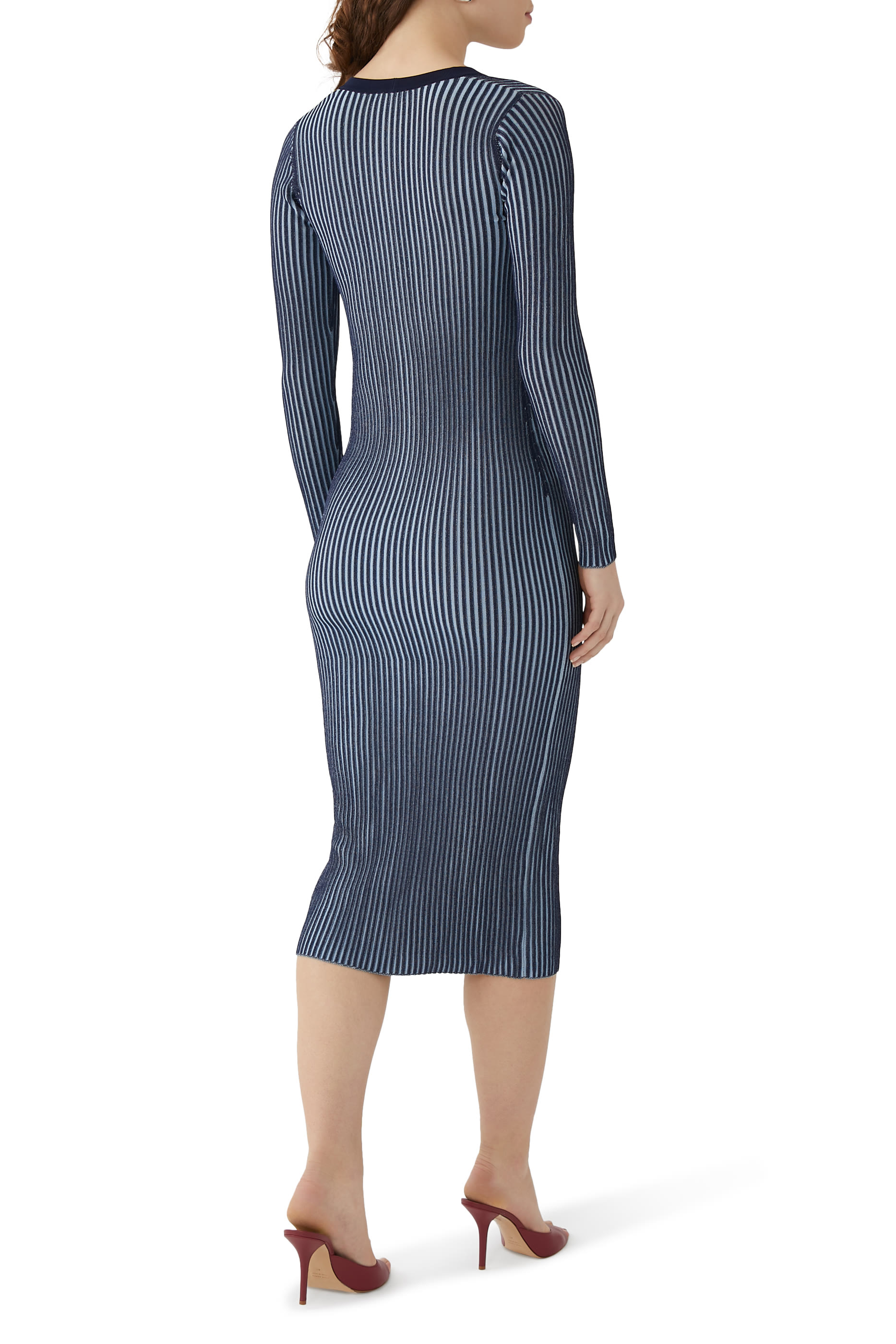 فستان شوكو بتصميم كنزة