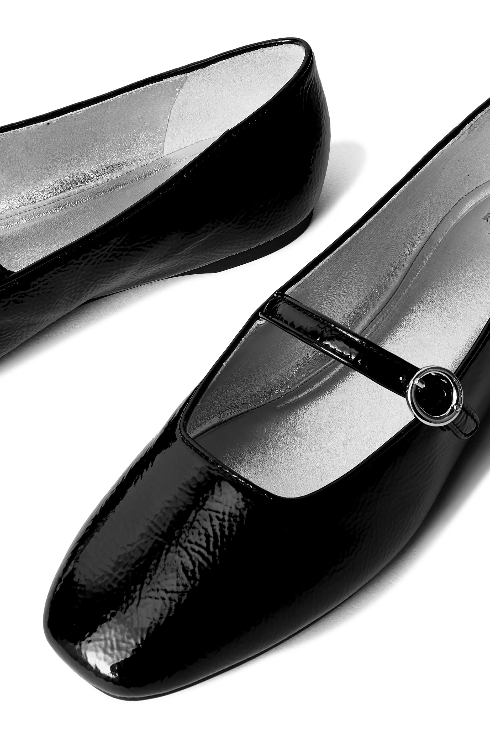 حذاء هالو ماري جين بنعل مسطح