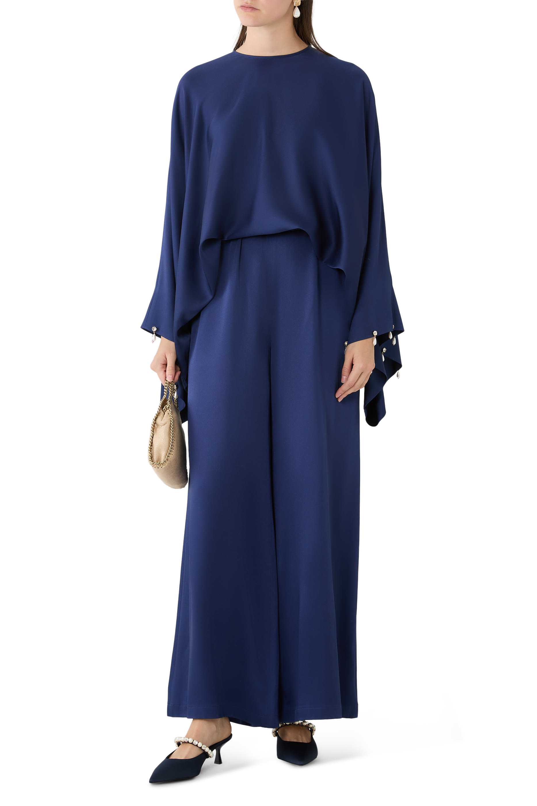 بلوزة مرصعة بلؤلؤ صناعي ساتان