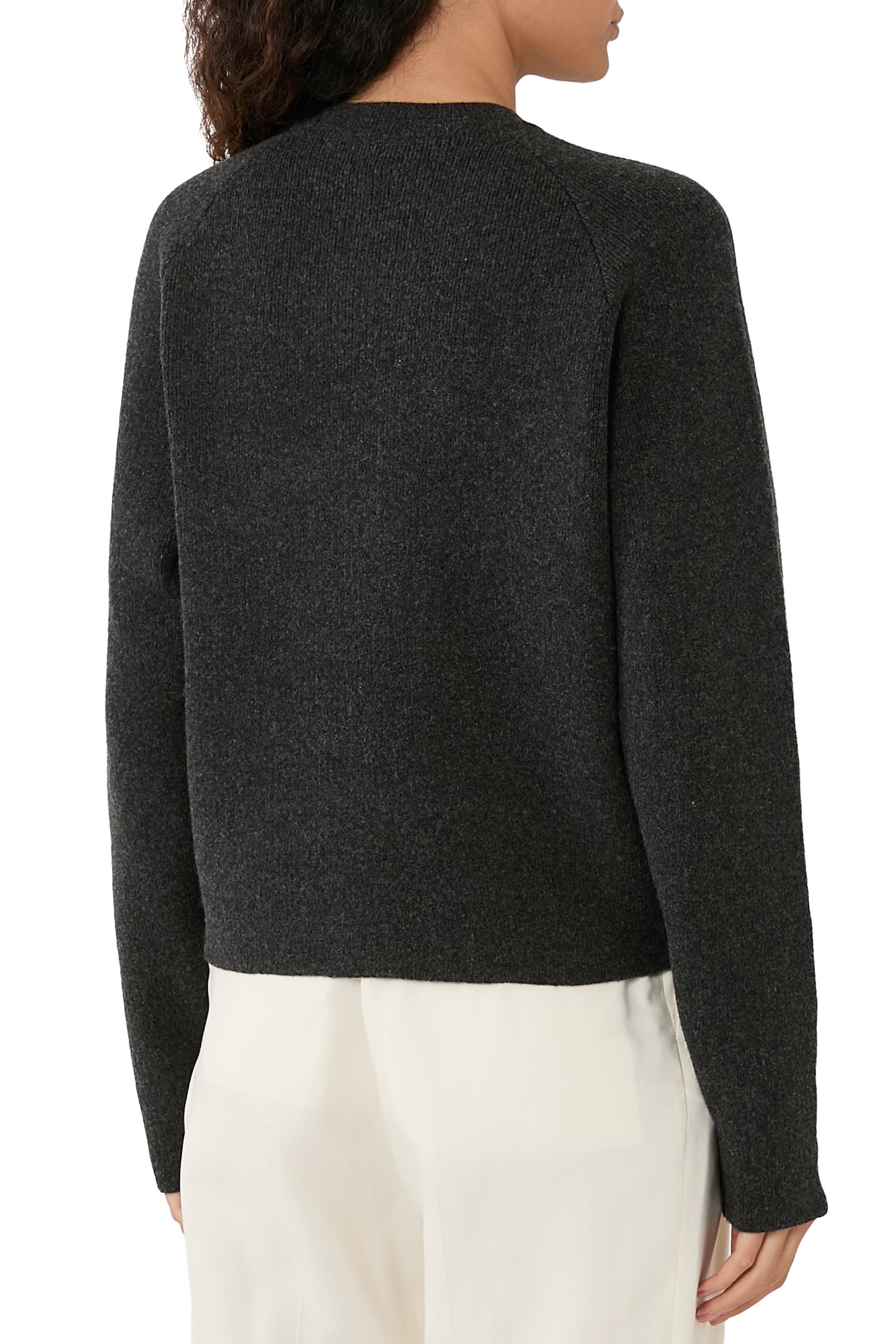 كارديجان بأزرار مطروقة