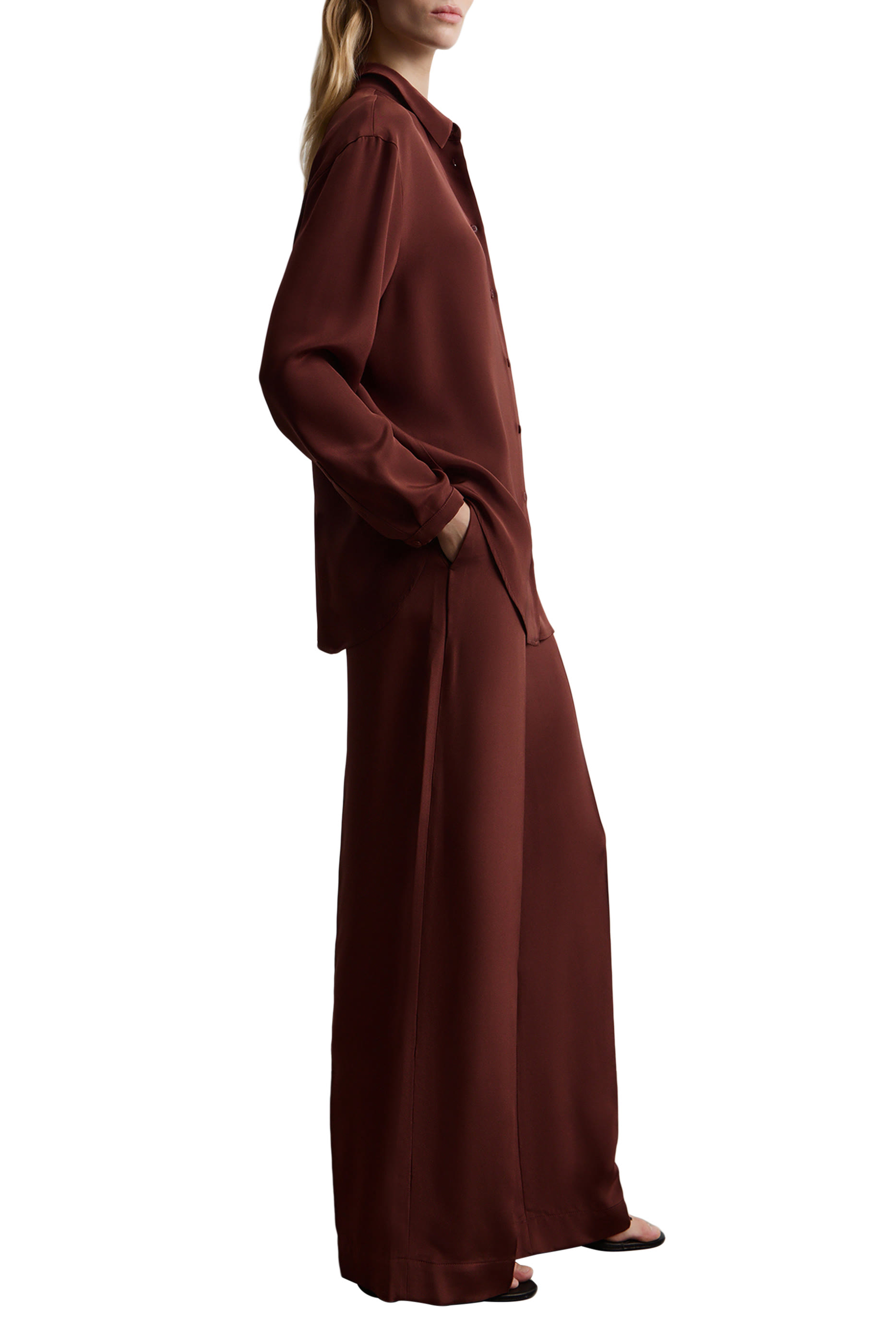 بنطال بقصة مريحة حرير مولبيري