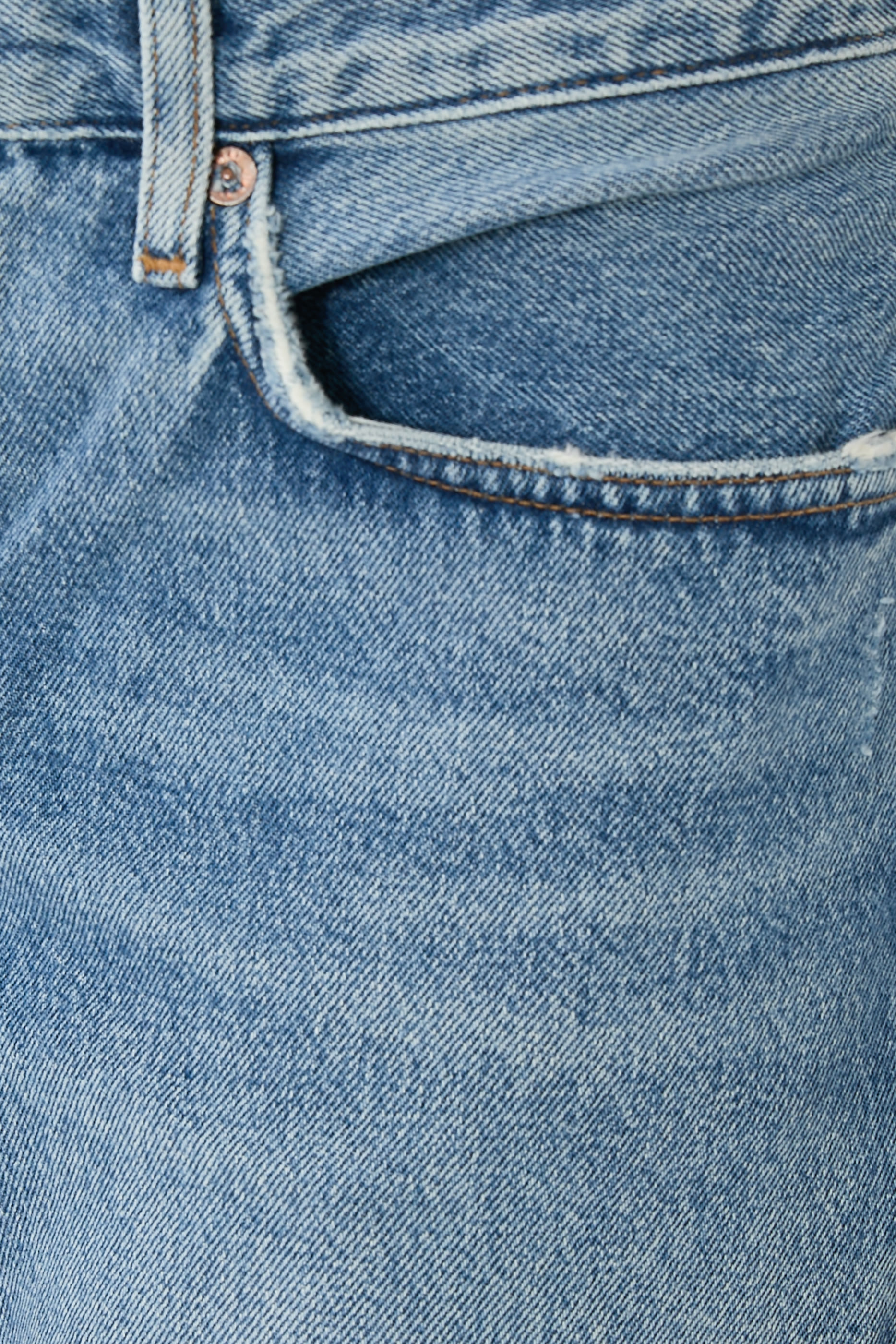 بنطال جينز بقصة واسعة بخصر منخفض