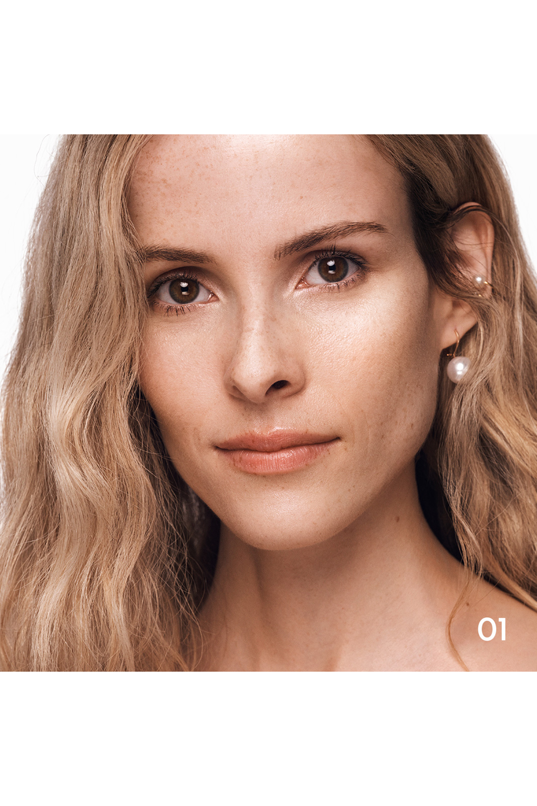 كرات بودرة ميتيوريتس لتثبيت المكياج