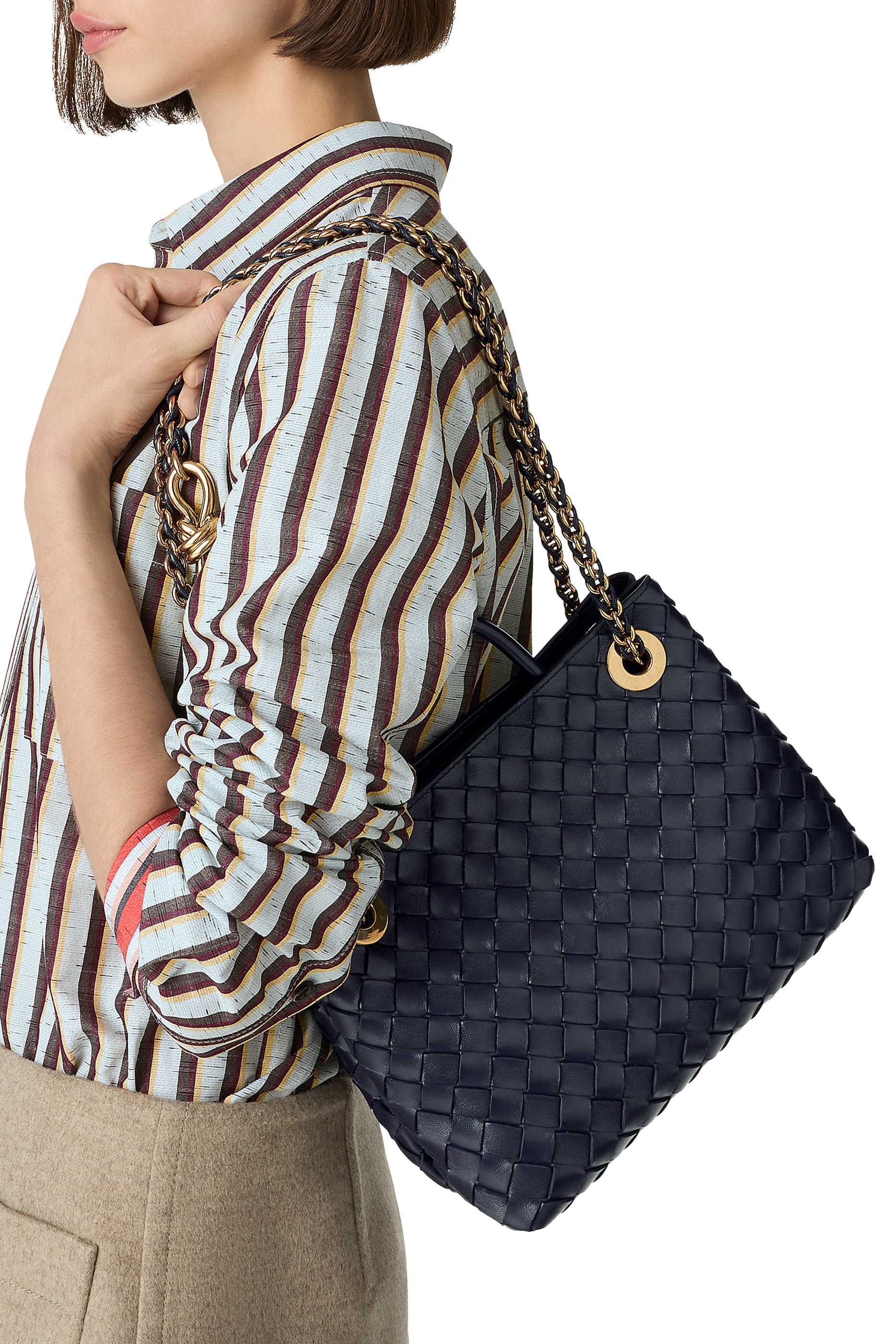 حقيبة أنديامو صغيرة بسلسلة