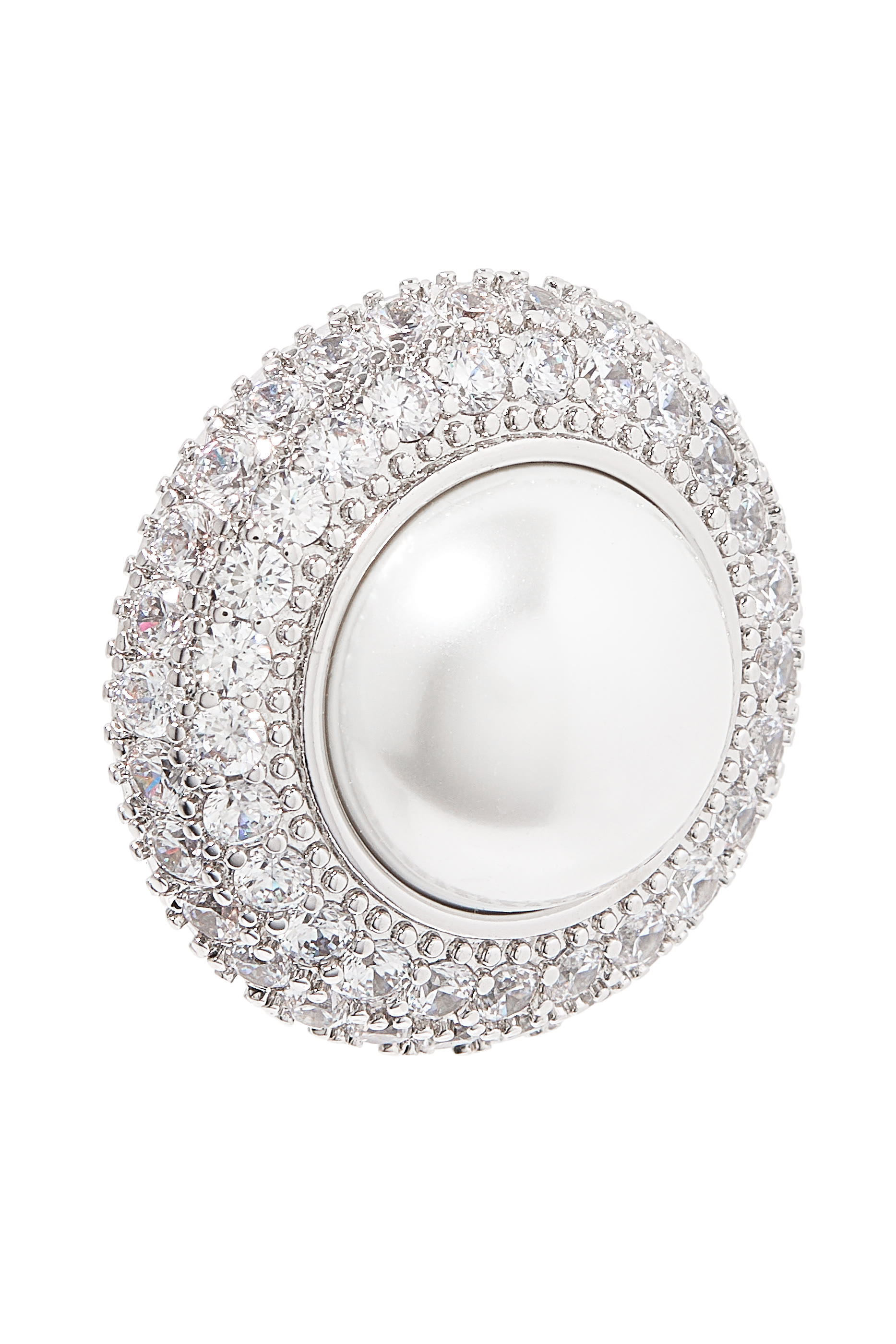 أقراط صغيرة مرصعة بكريستال ولؤلؤ