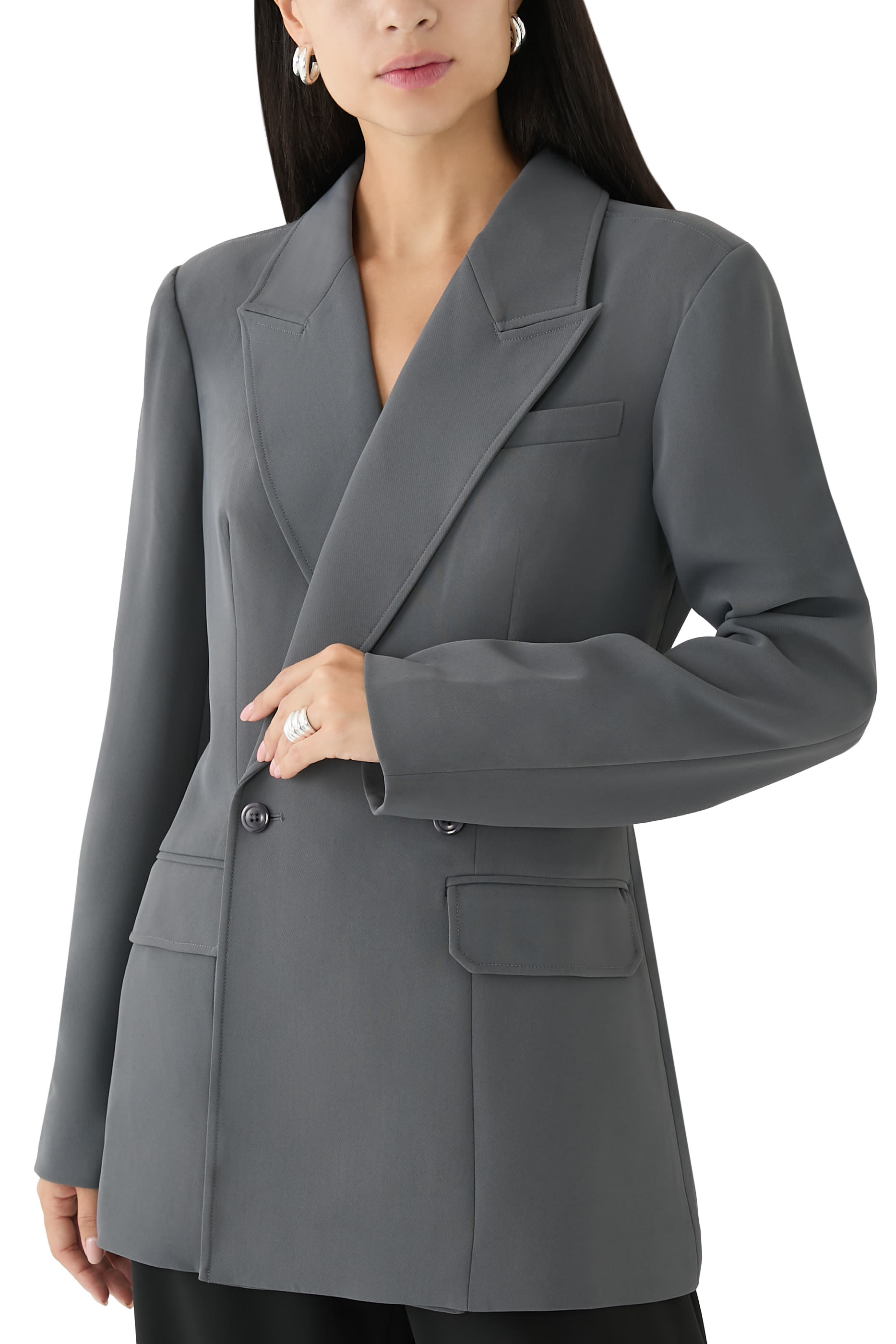 بليزر بدلة فاخرة بقصة ضيقة على الخصر