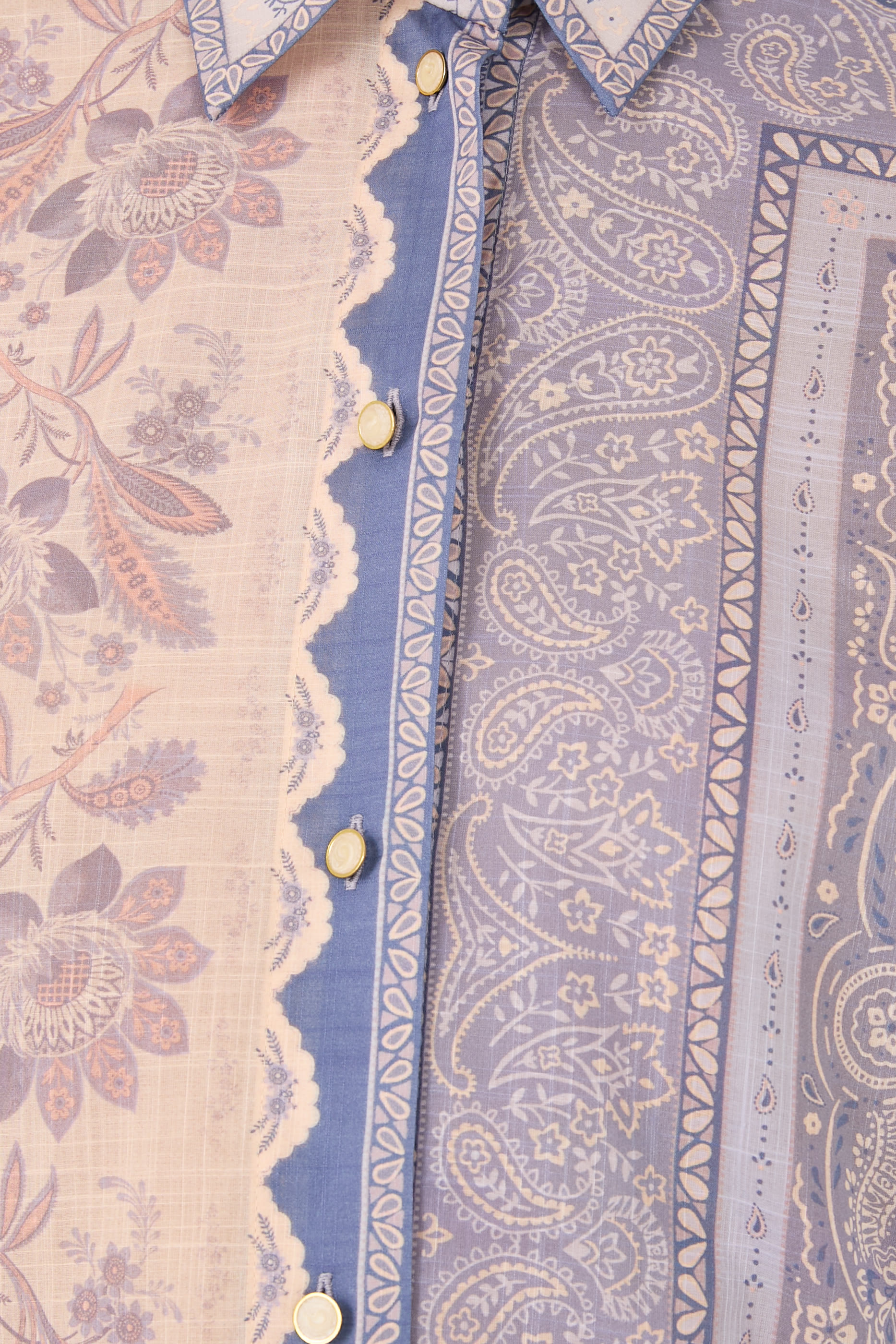 قميص لاكي بقصة مريحة