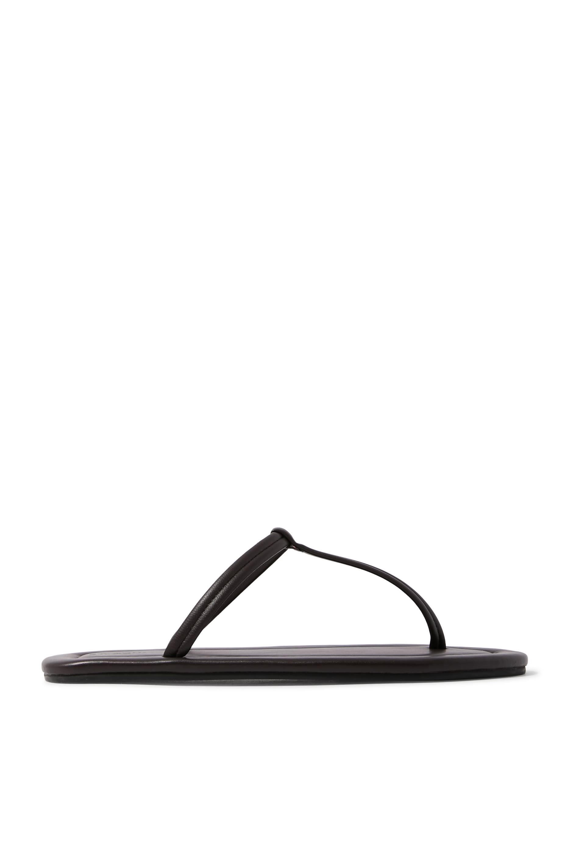 حذاء خفيف بسير على شكل حرف T