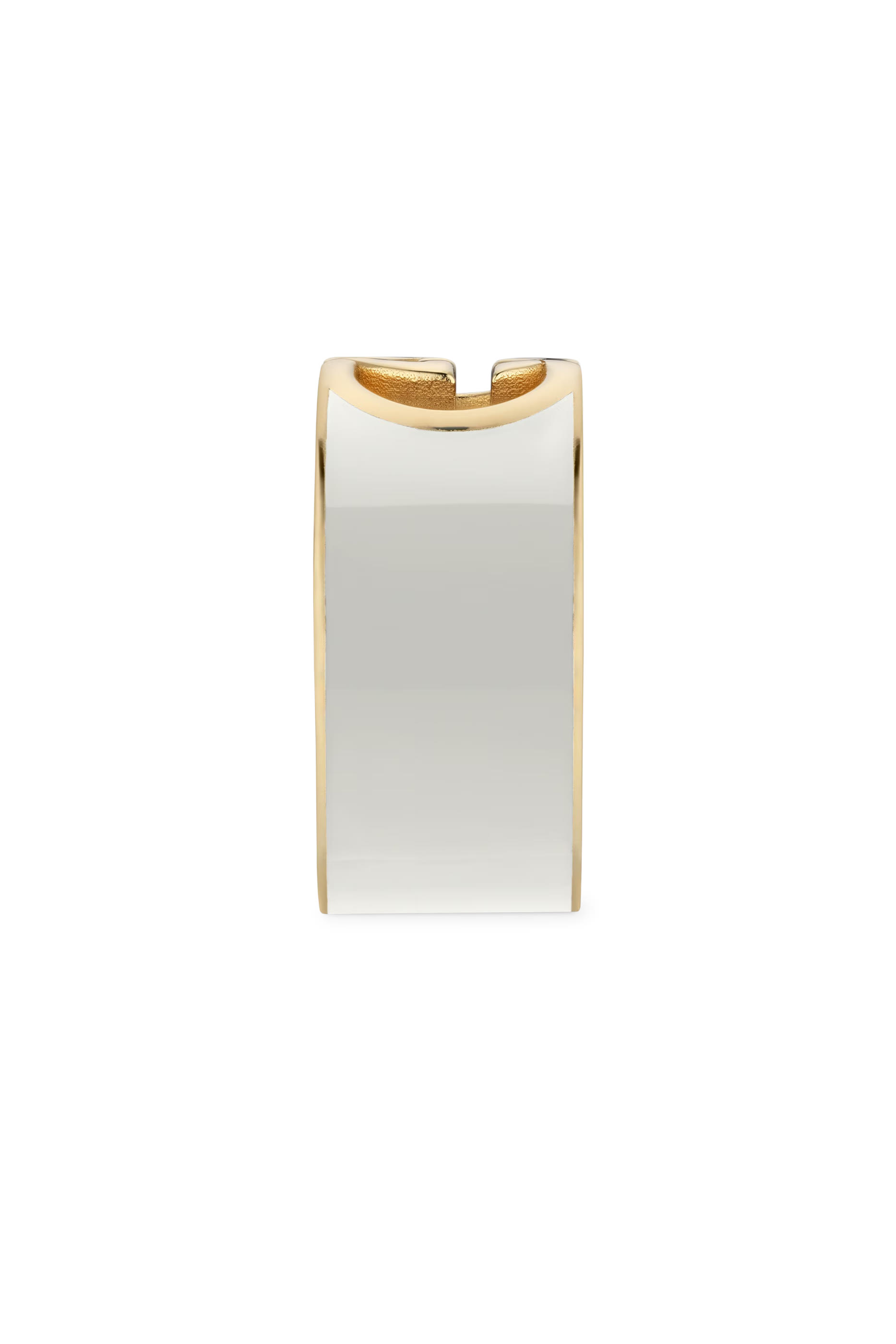 خاتم بتصميم حرفي شعار الماركة متداخلين بمينا