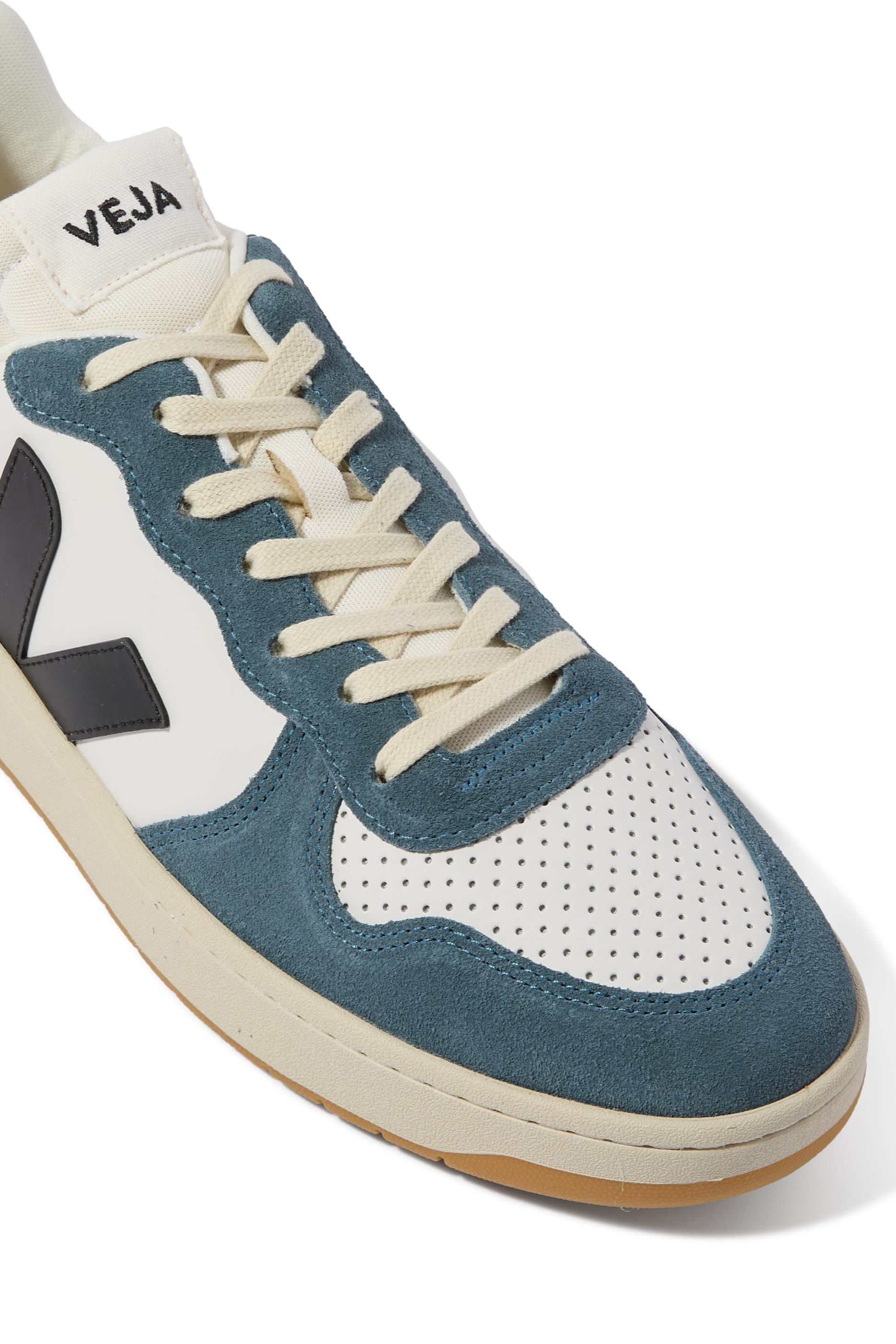 سنيكرز في-10