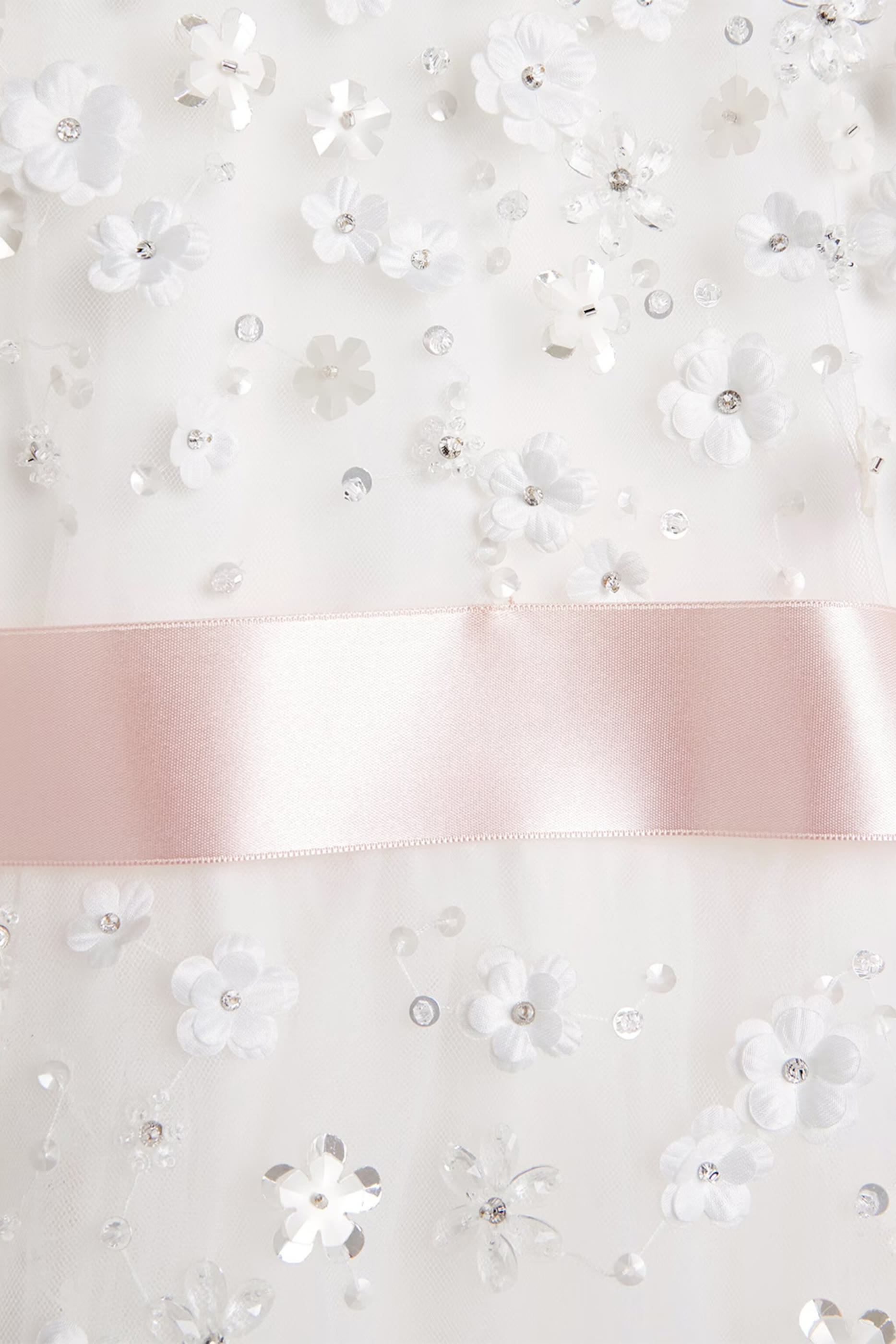 فستان لوتي بتطريزات تول للأطفال