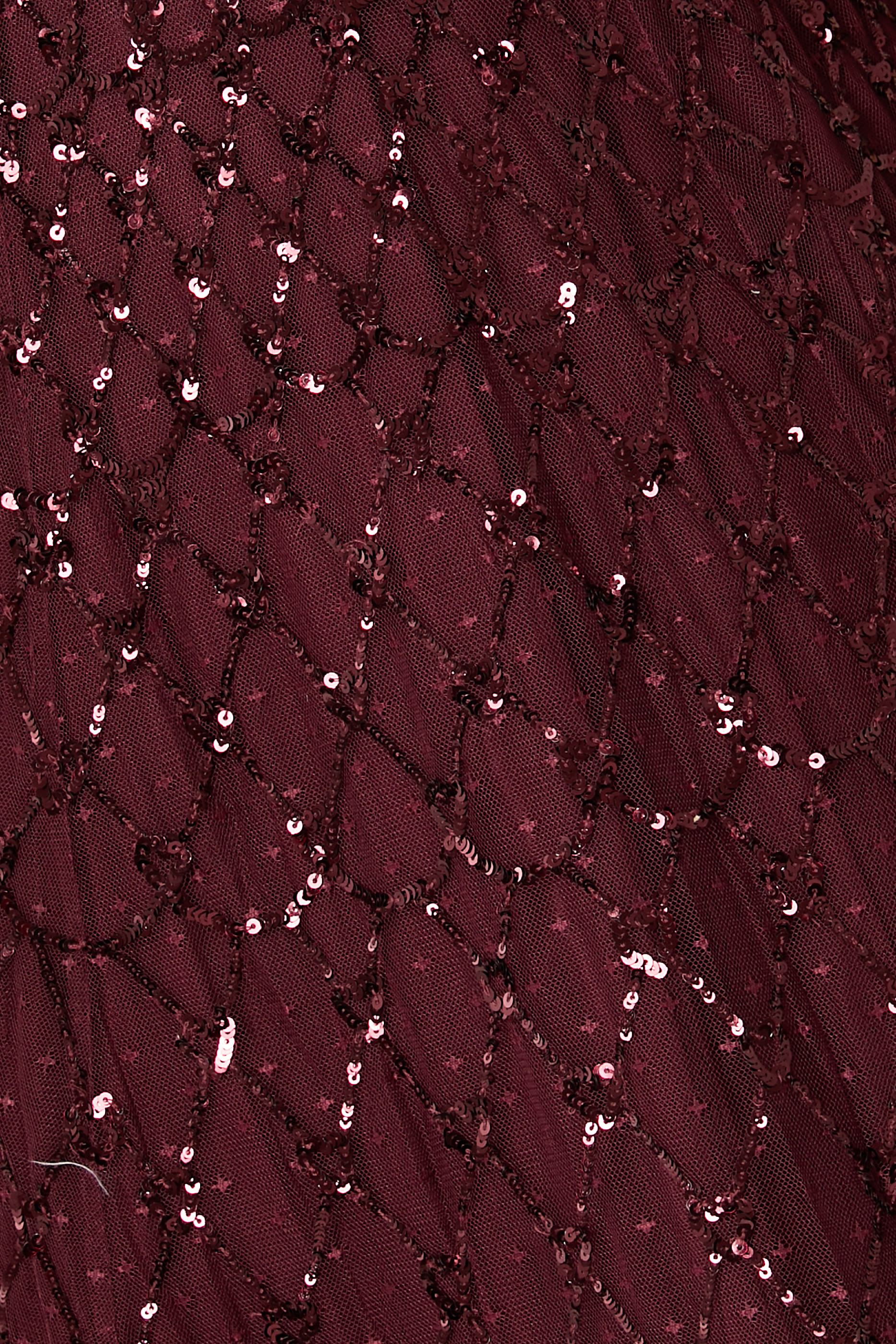 فستان سهرة بطول الكاحل بنقشة قلوب بتصميم شبكي