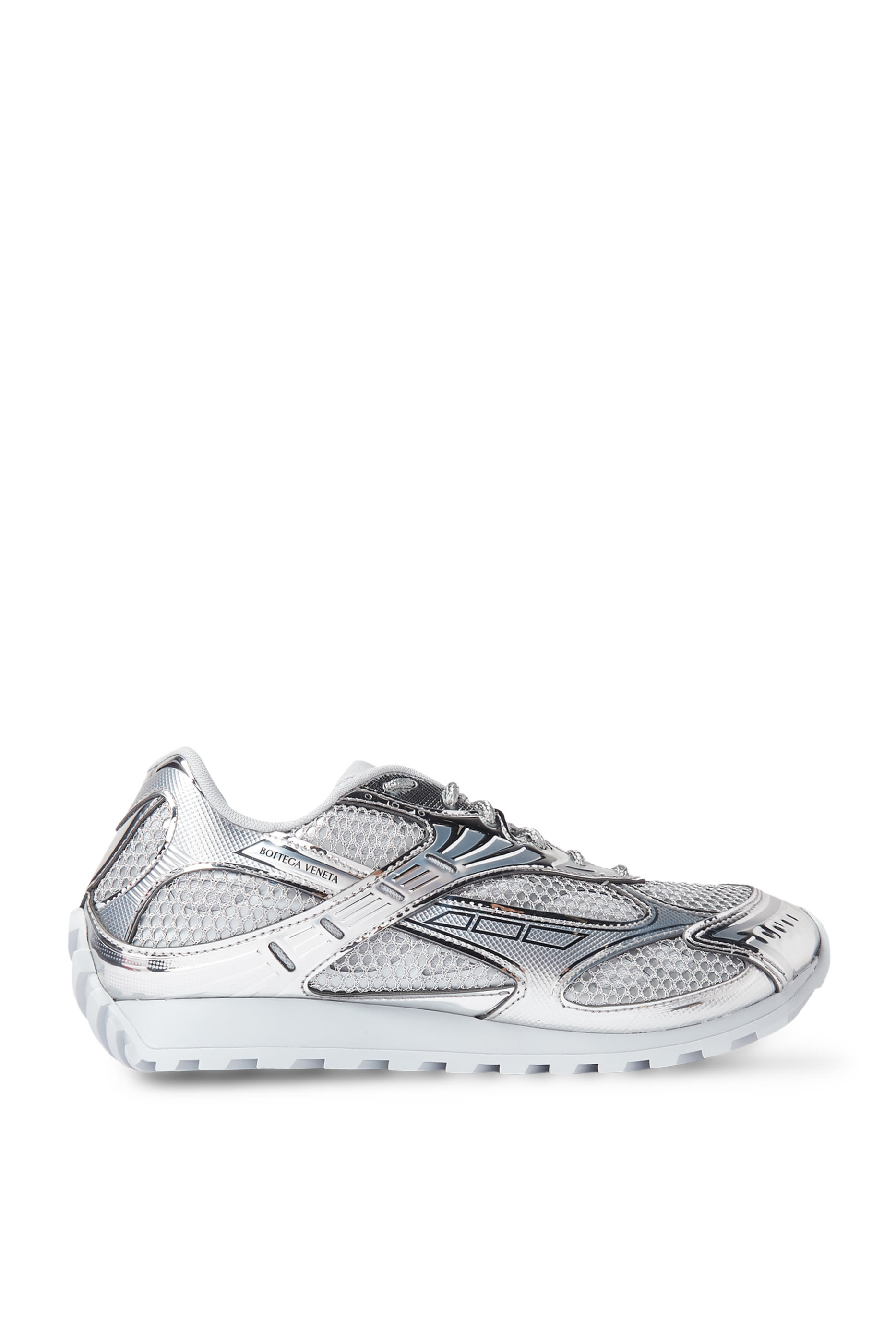 سنيكرز اوربيت