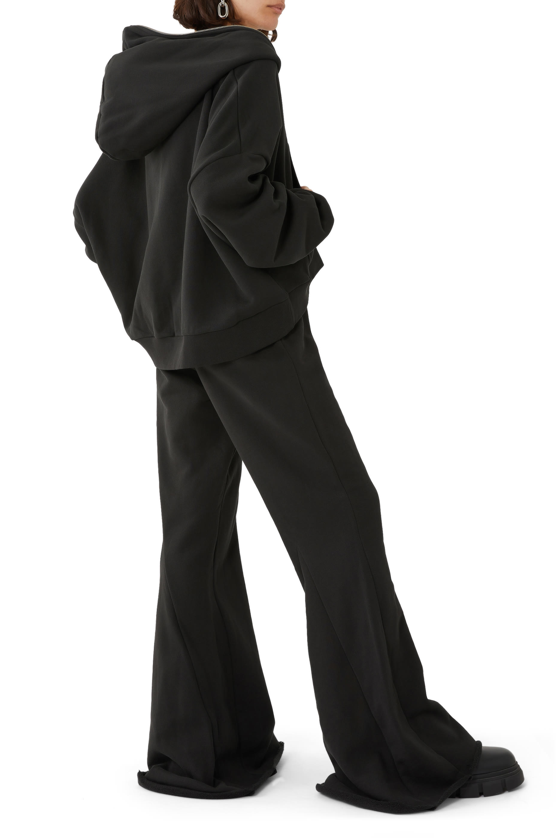 سويت شيرت إيترنال بسحاب