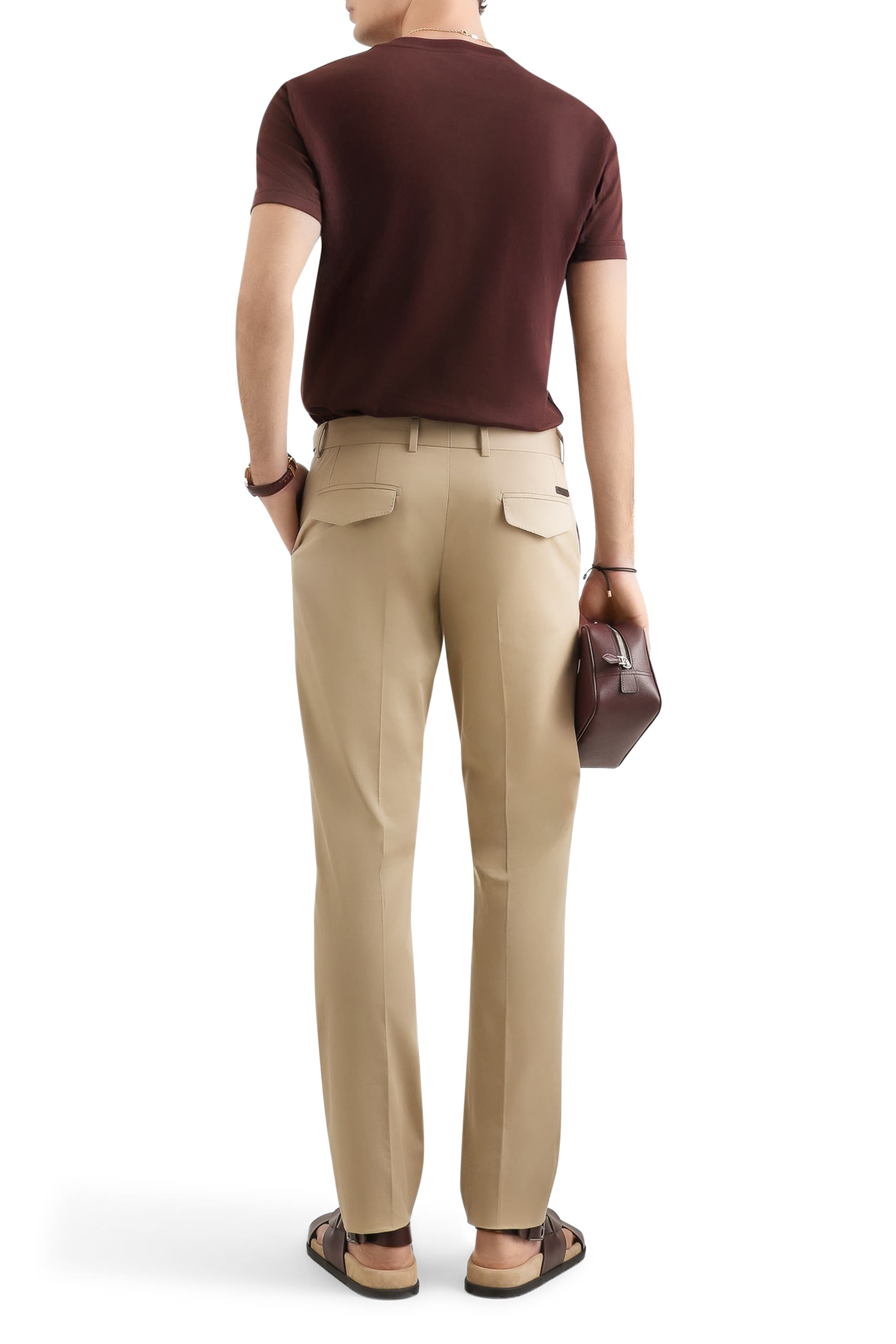 تيشيرت مطرز بشعار الماركة