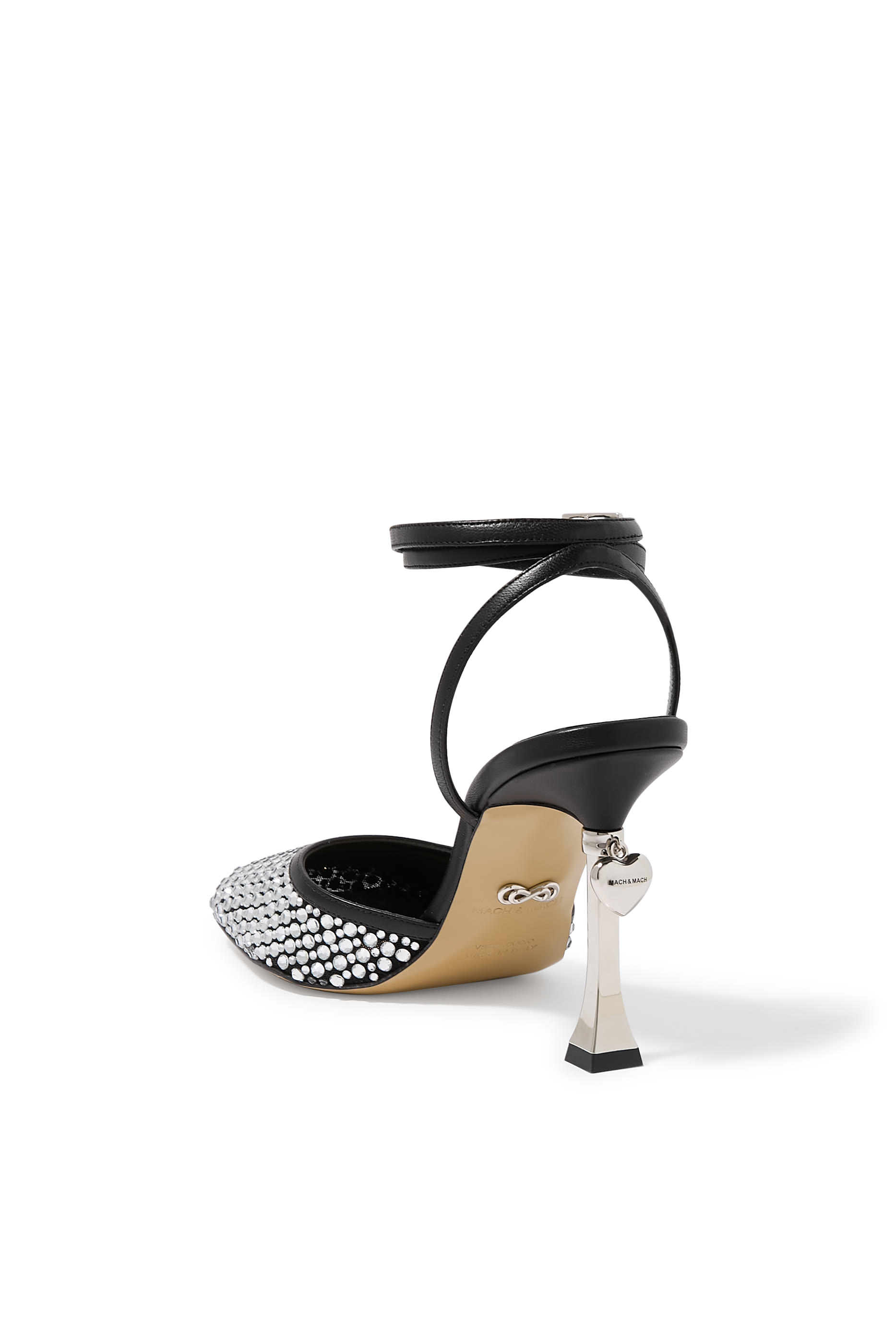 حذاء كلاسيكي 95 بمقدمة مربعة وحلية بتصميم قلب منفوخ