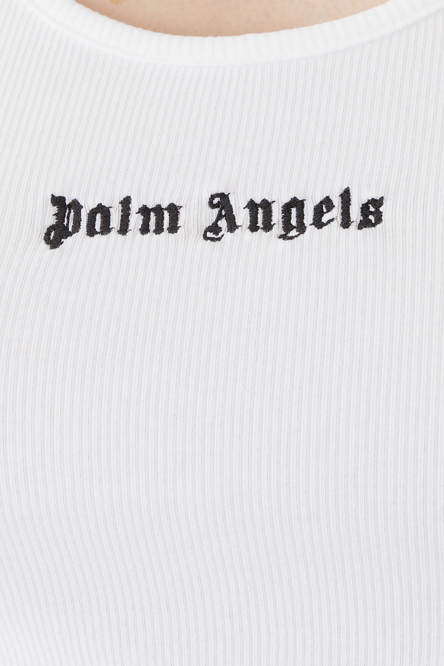 بلوزة  كلاسيكية بلا أكمام بشعار الماركة