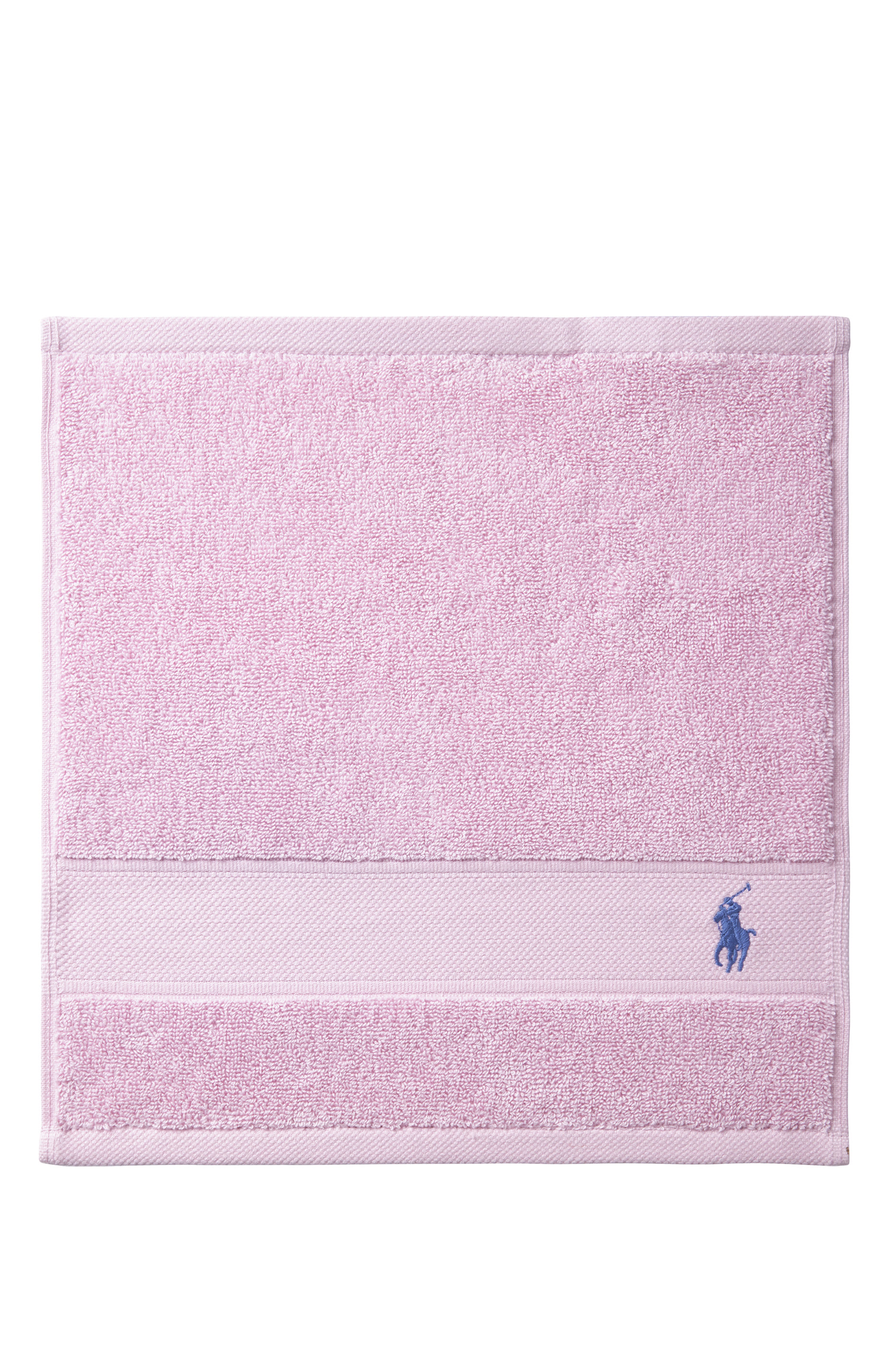 منشفة بشعار الماركة