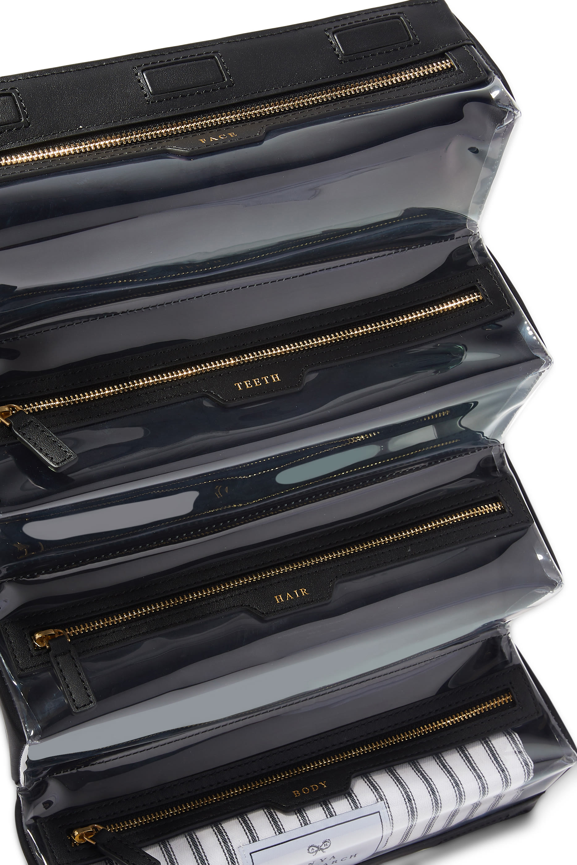 حقيبة صغيرة داي اند نايت بشعار الماركة حقيبة صغيرة داي اند نايت بشعار الماركة